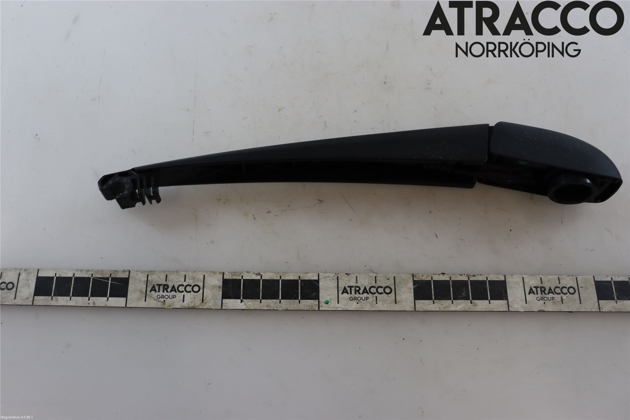 Toyota YARIS XP130 15-20 Torkararm-Bakruta