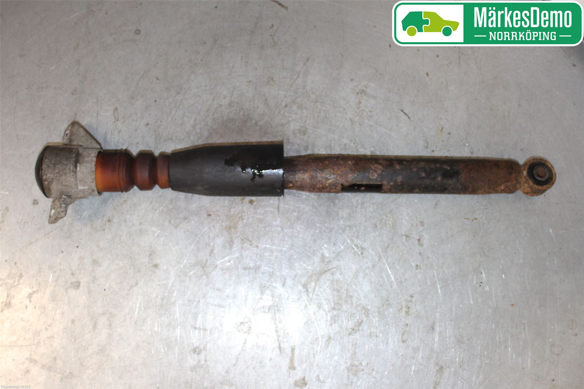 Audi Q5 09-16 Stötdämpare Bak