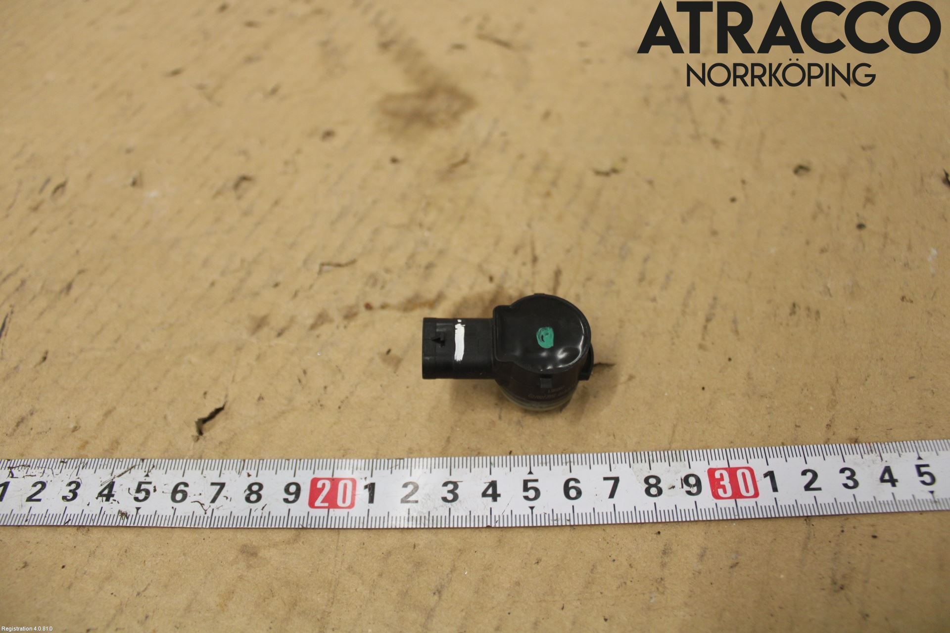 Volkswagen VW TOURAN 16- Parkeringshjälp Frontsensor