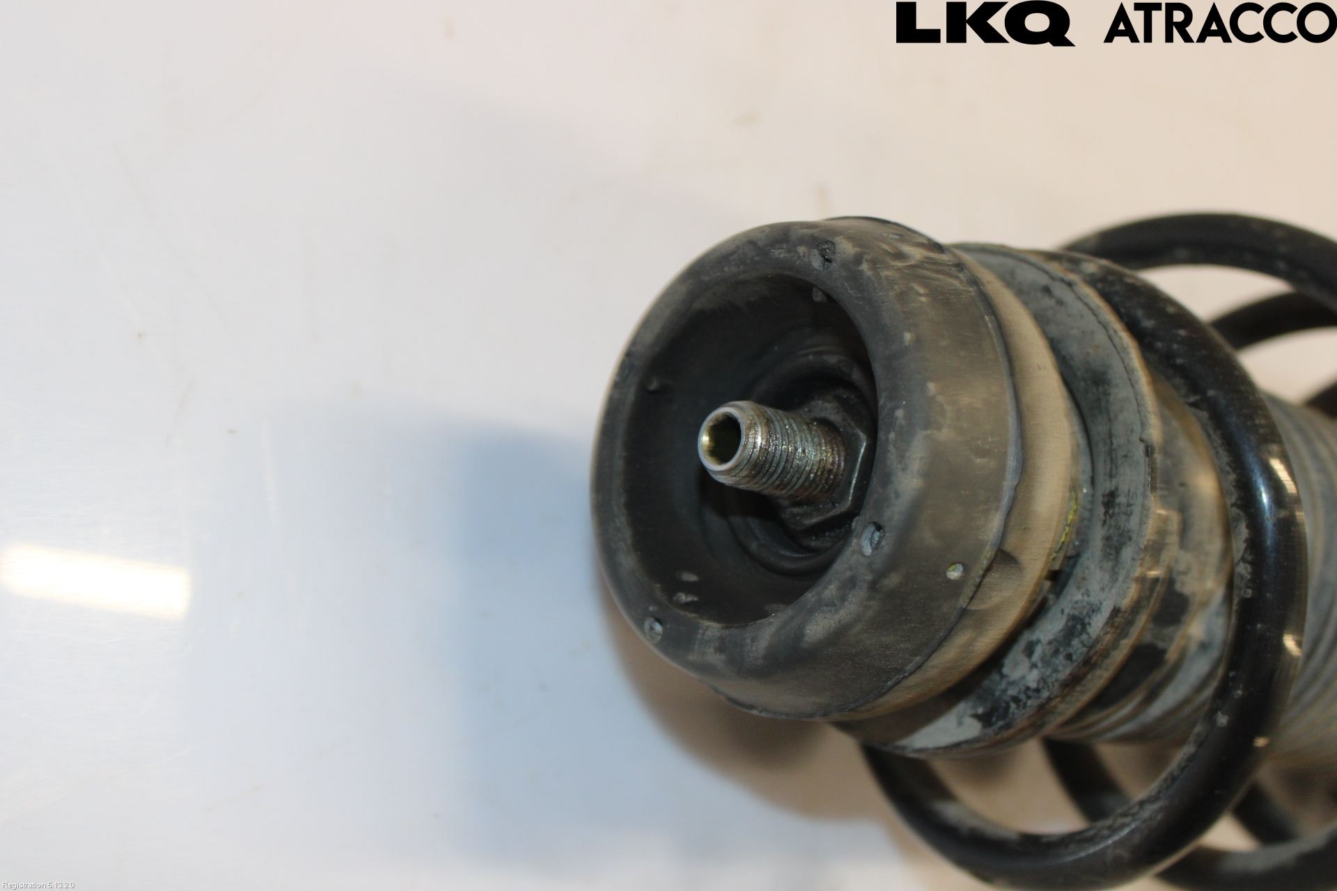 Volkswagen VW POLO 10-17 Fjäderben Fram Vänster