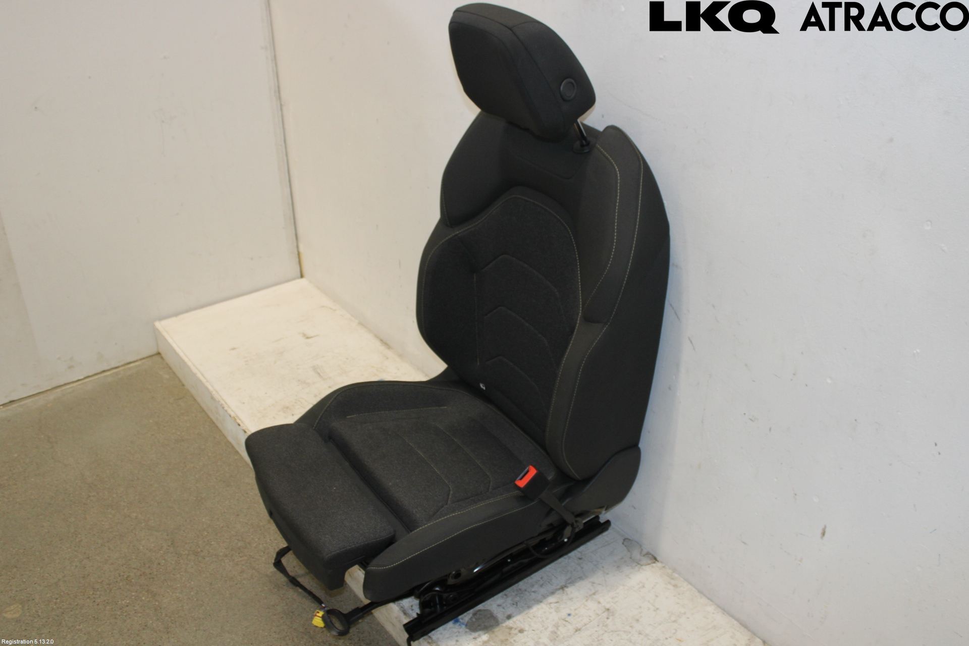 Skoda KODIAQ 24- Inredning Stol Fram Hö