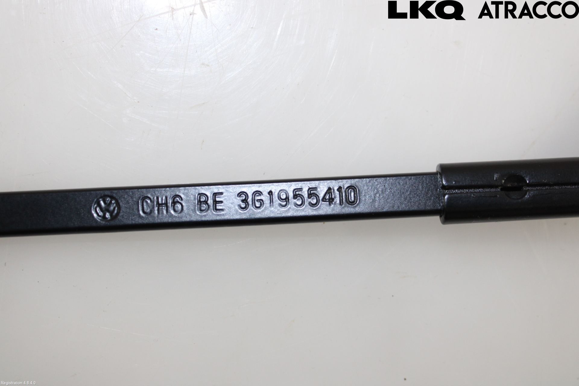 Volkswagen VW PASSAT 20-24 Torkararm Armar Vindruta
