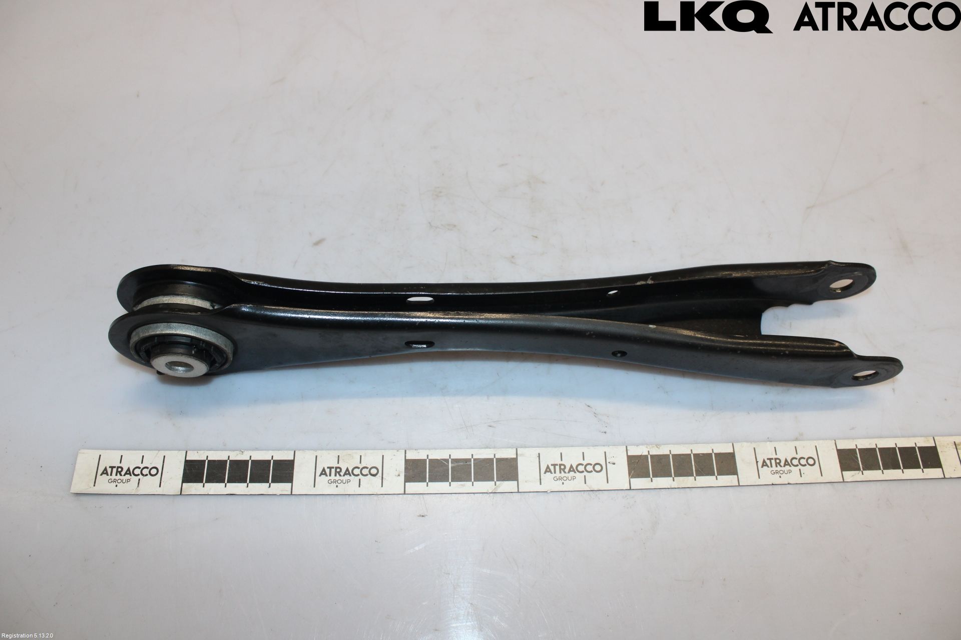 Volkswagen VW ID.7/TOURER 24- Bärarm Bak Höger