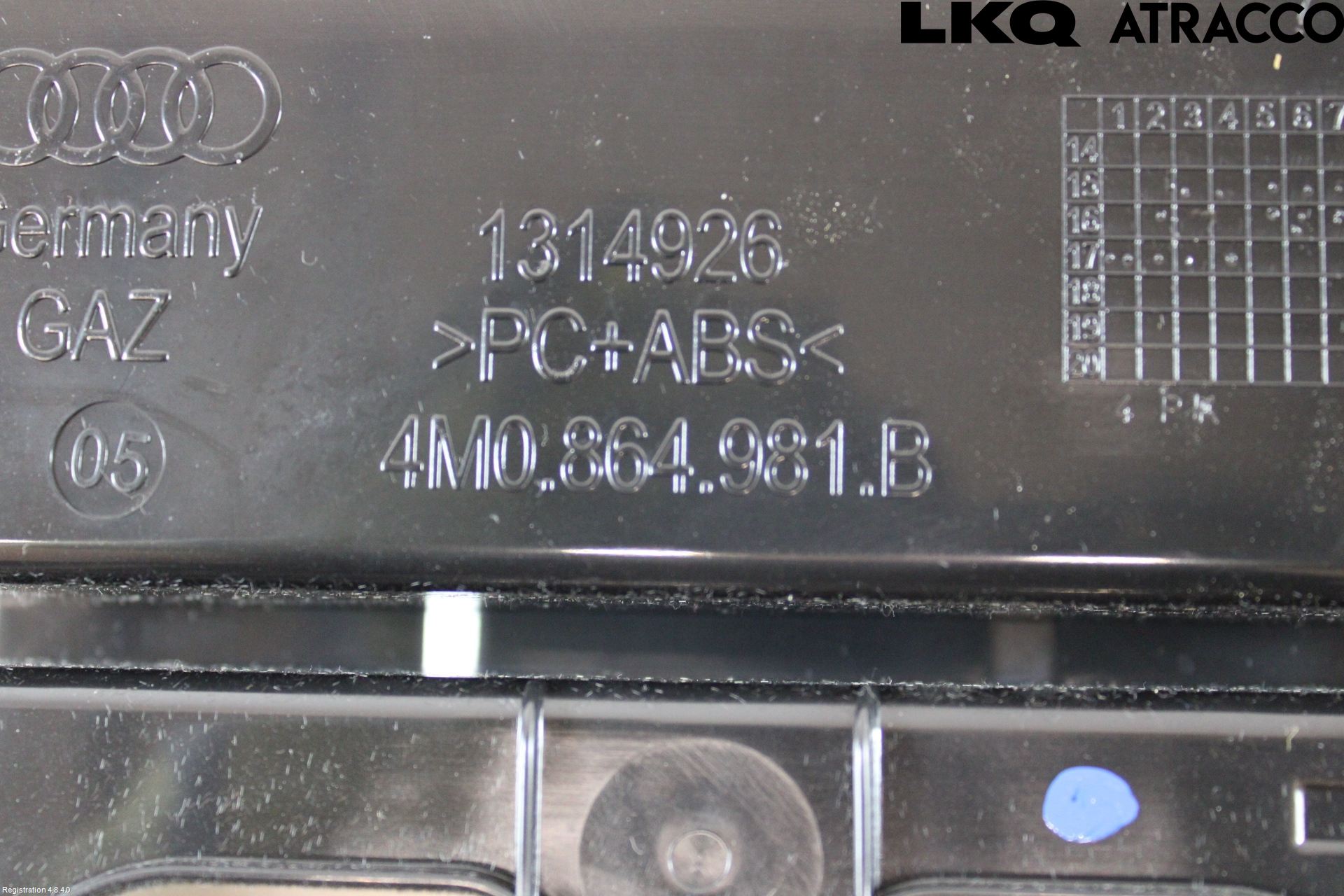 Audi Q7/SQ7 Instrumentkonsoll Mitt