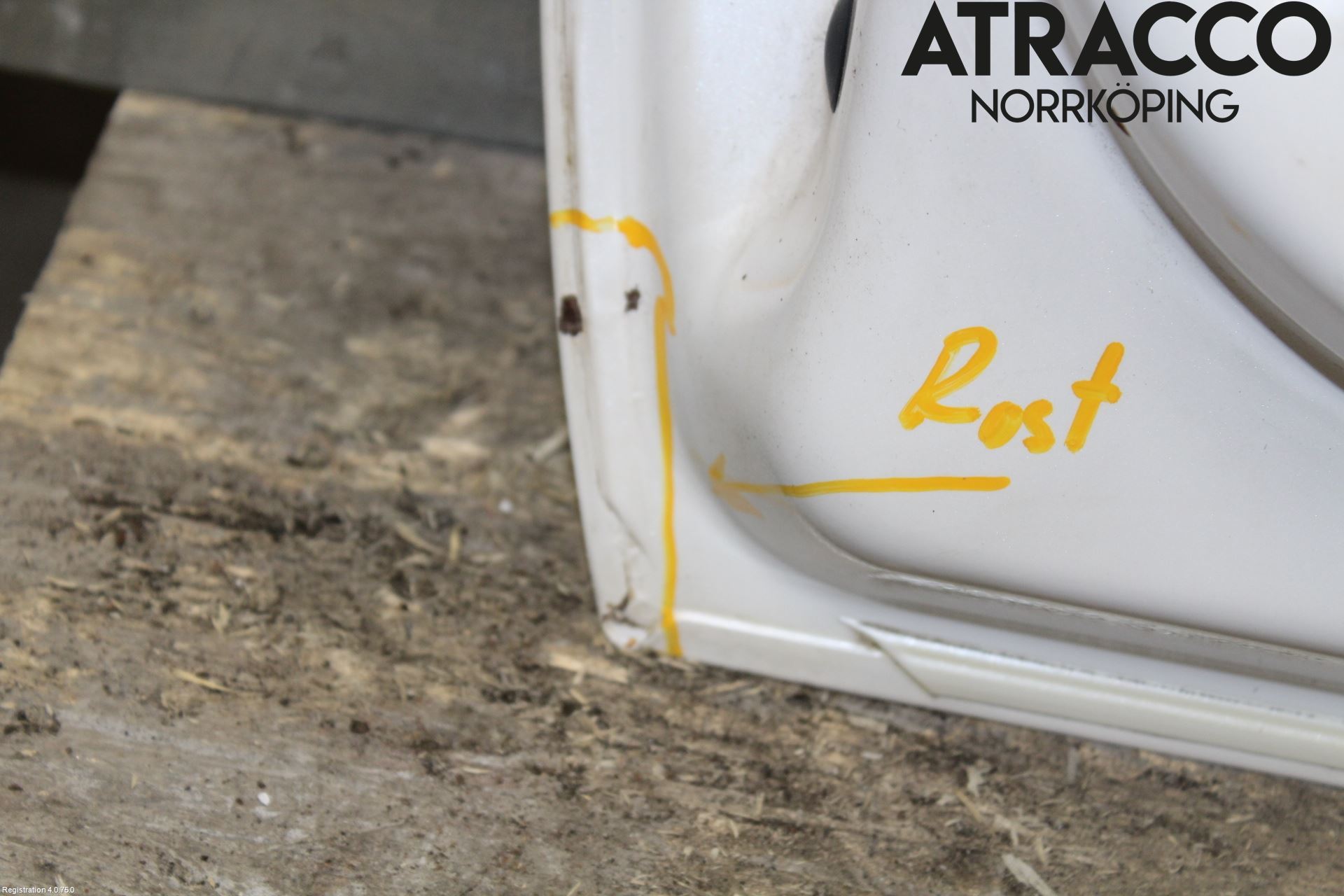 Lexus IS 220d/250/350 06-13 Dörr Fram Höger