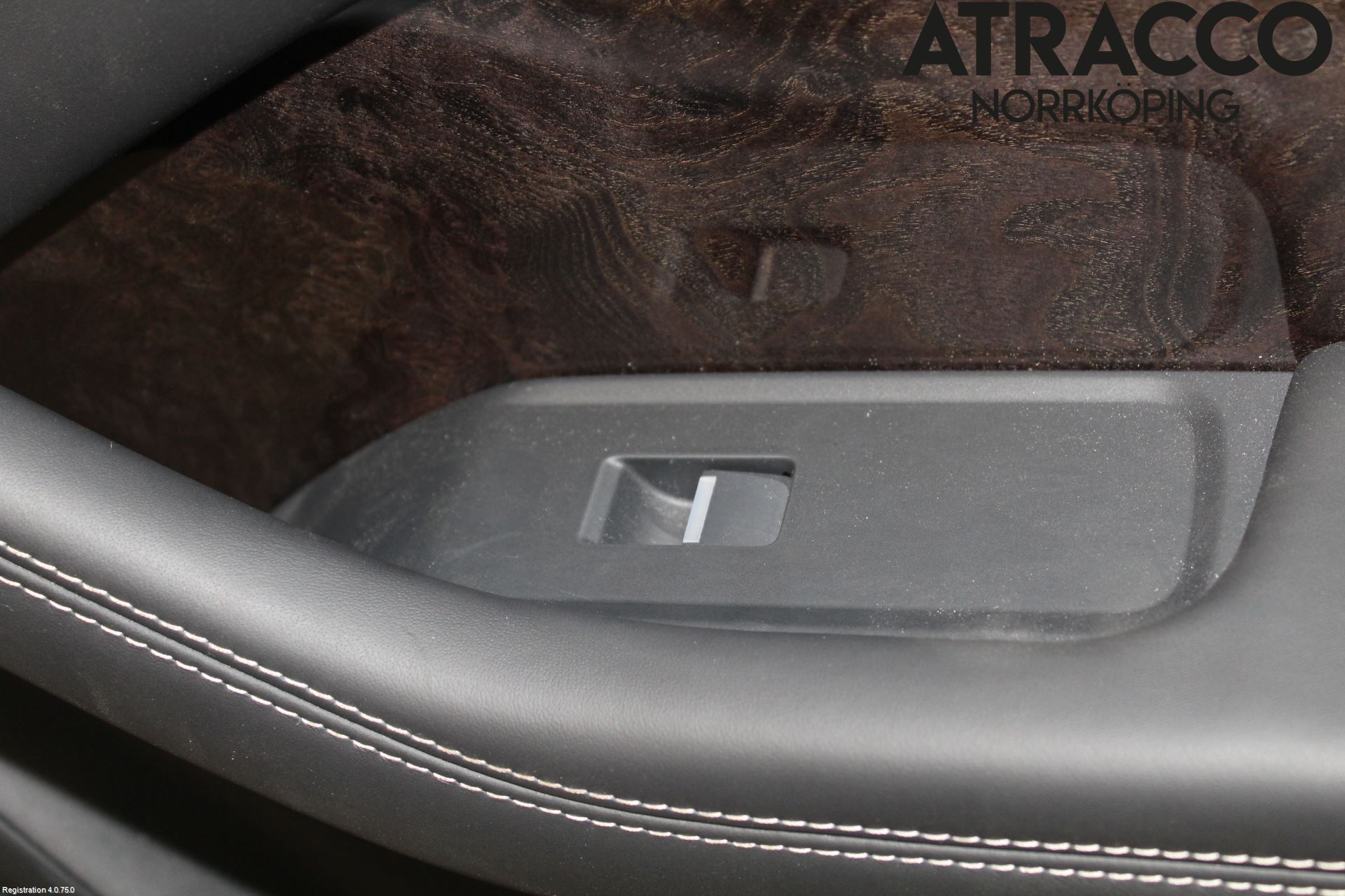 Jaguar I-PACE 18- Dörrklädsel Hö