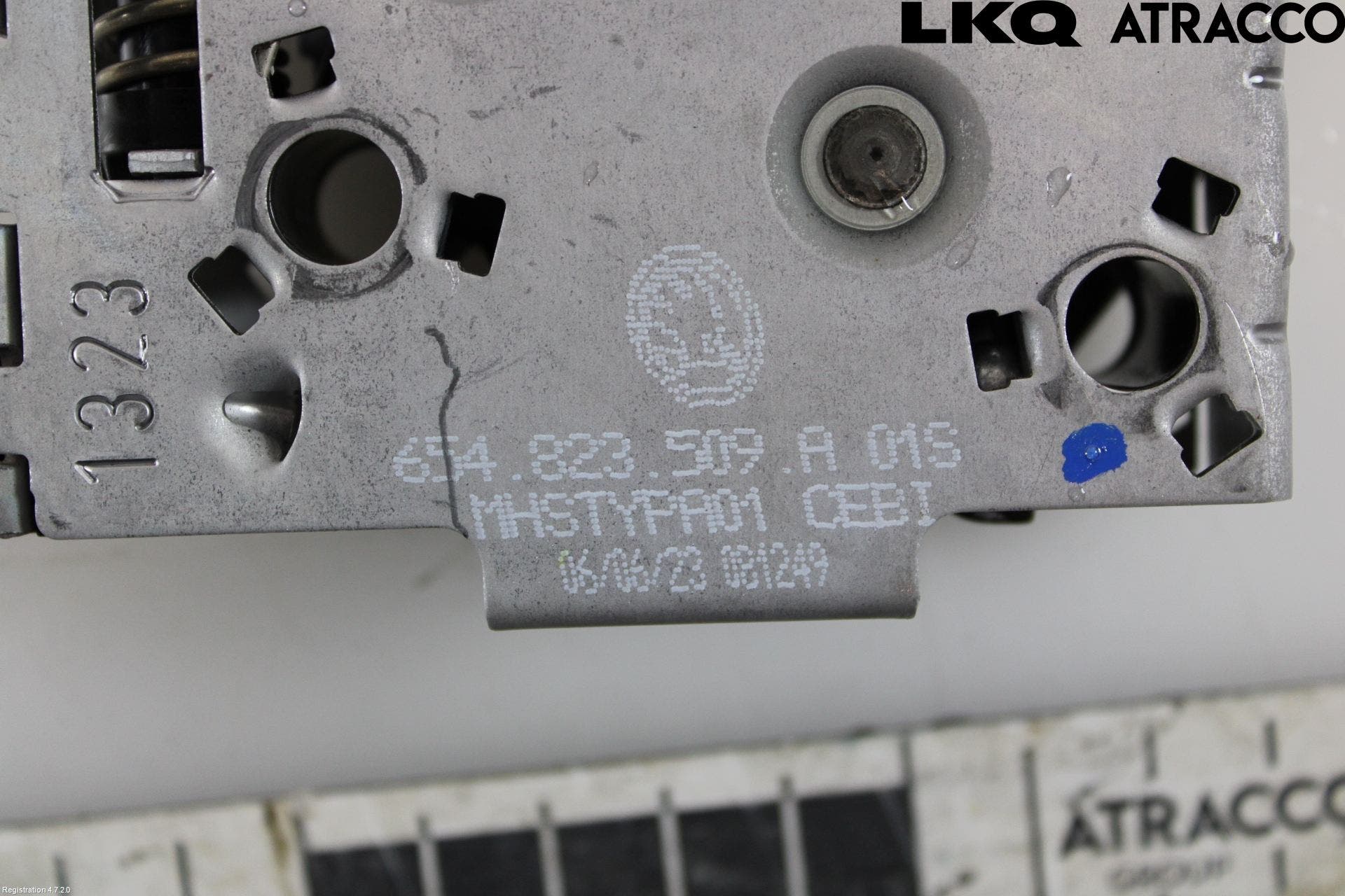 Skoda SCALA 19- Huvlås