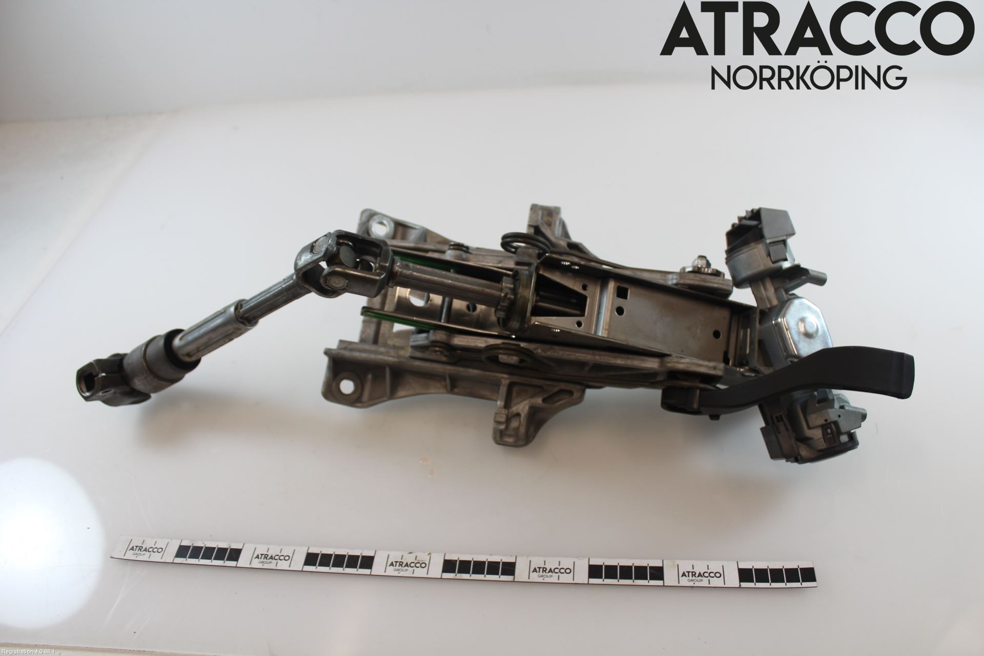 Ford TRANSIT/TOURNEO CONNECT 13-22 Rattaxelagg Justerbart