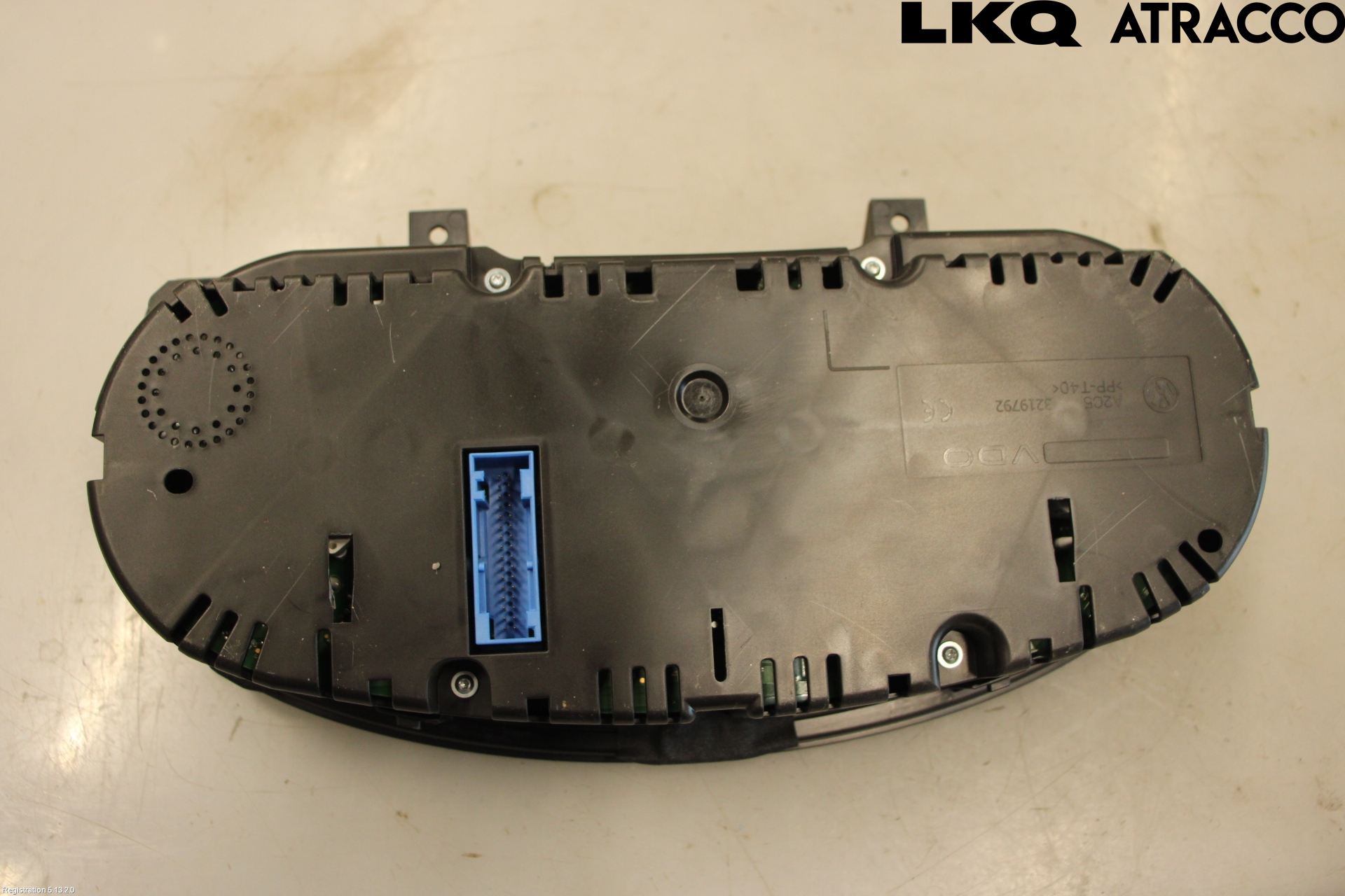 Volkswagen VW TOURAN 10-15 Instrument Komb