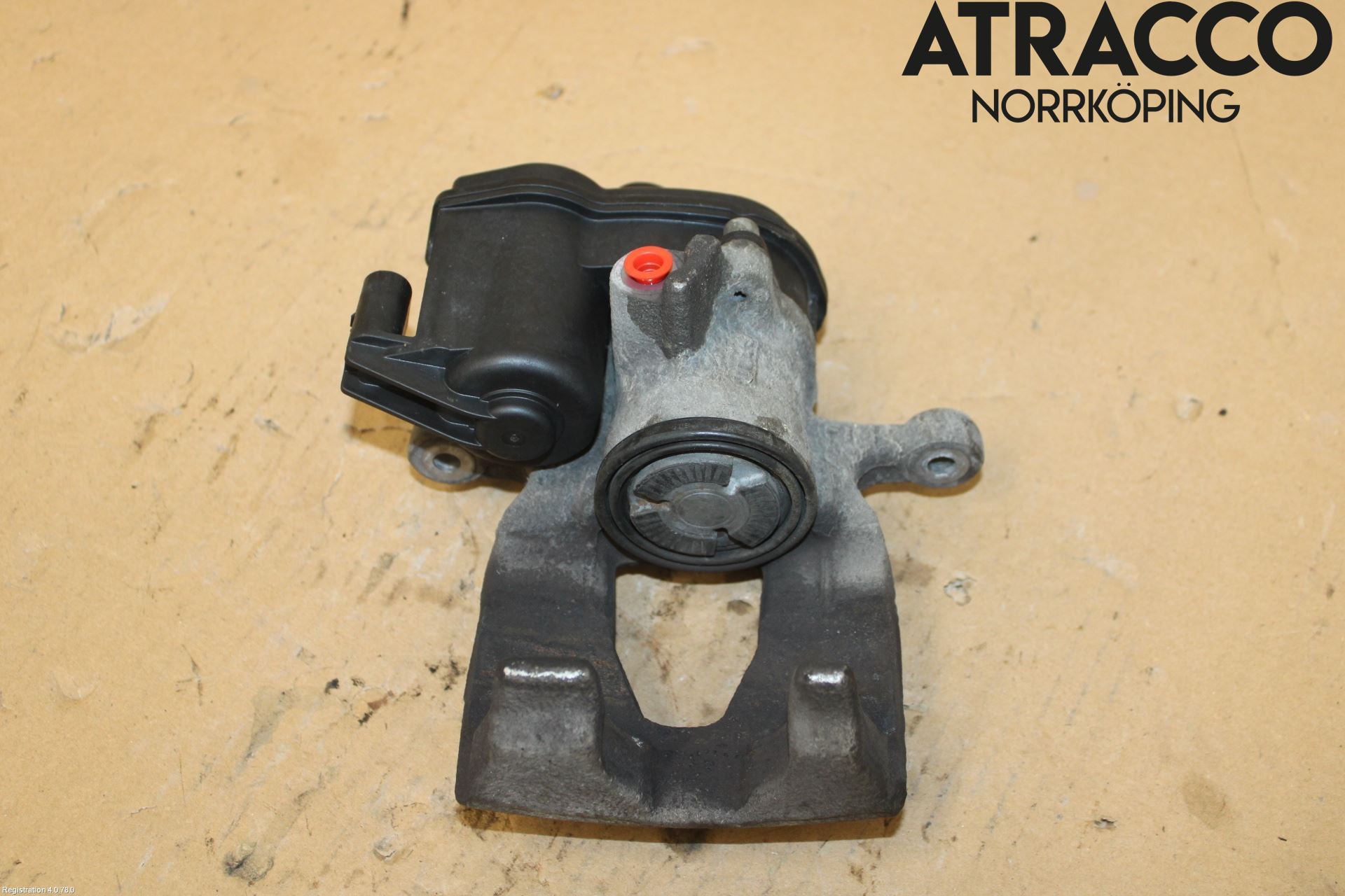 Audi A6 F2/C8 19- Bromsok Bak Vänster