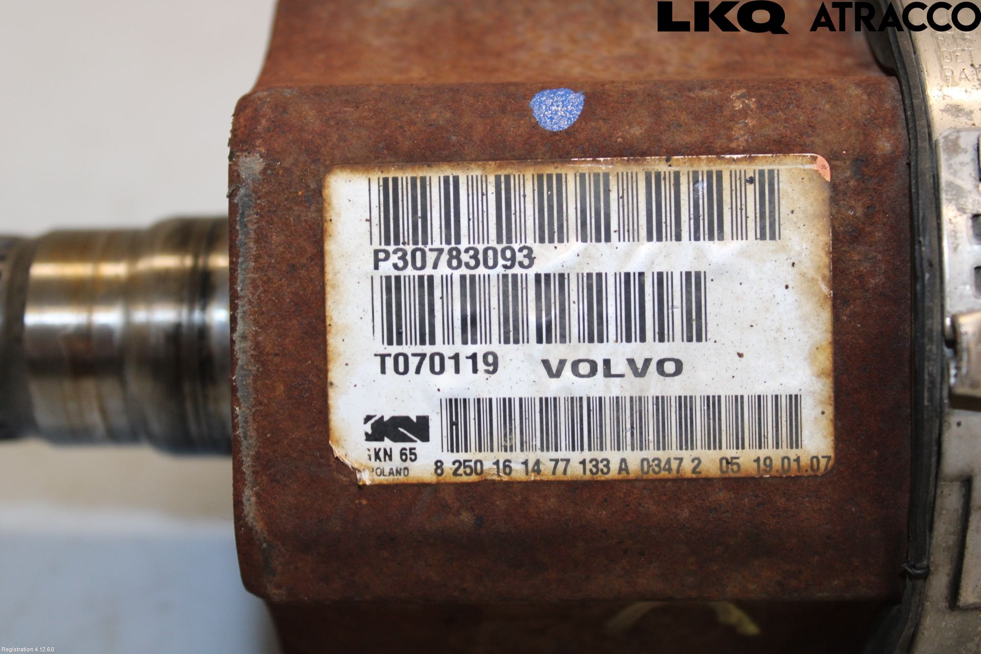 Volvo XC70 05-07 Drivaxel Fram Vänster