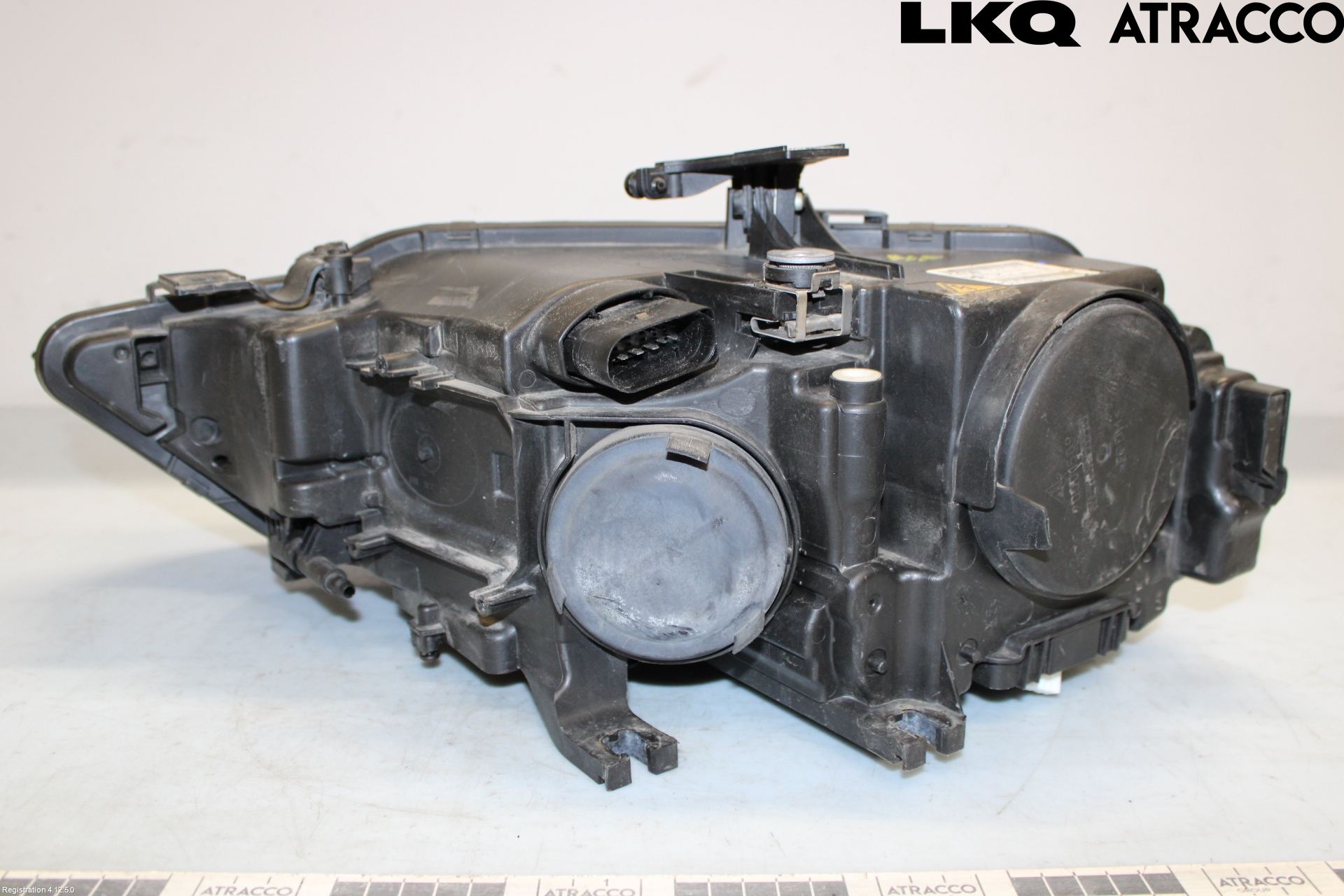 Audi A4 ALLROAD 09-16 Strålkastare Höger