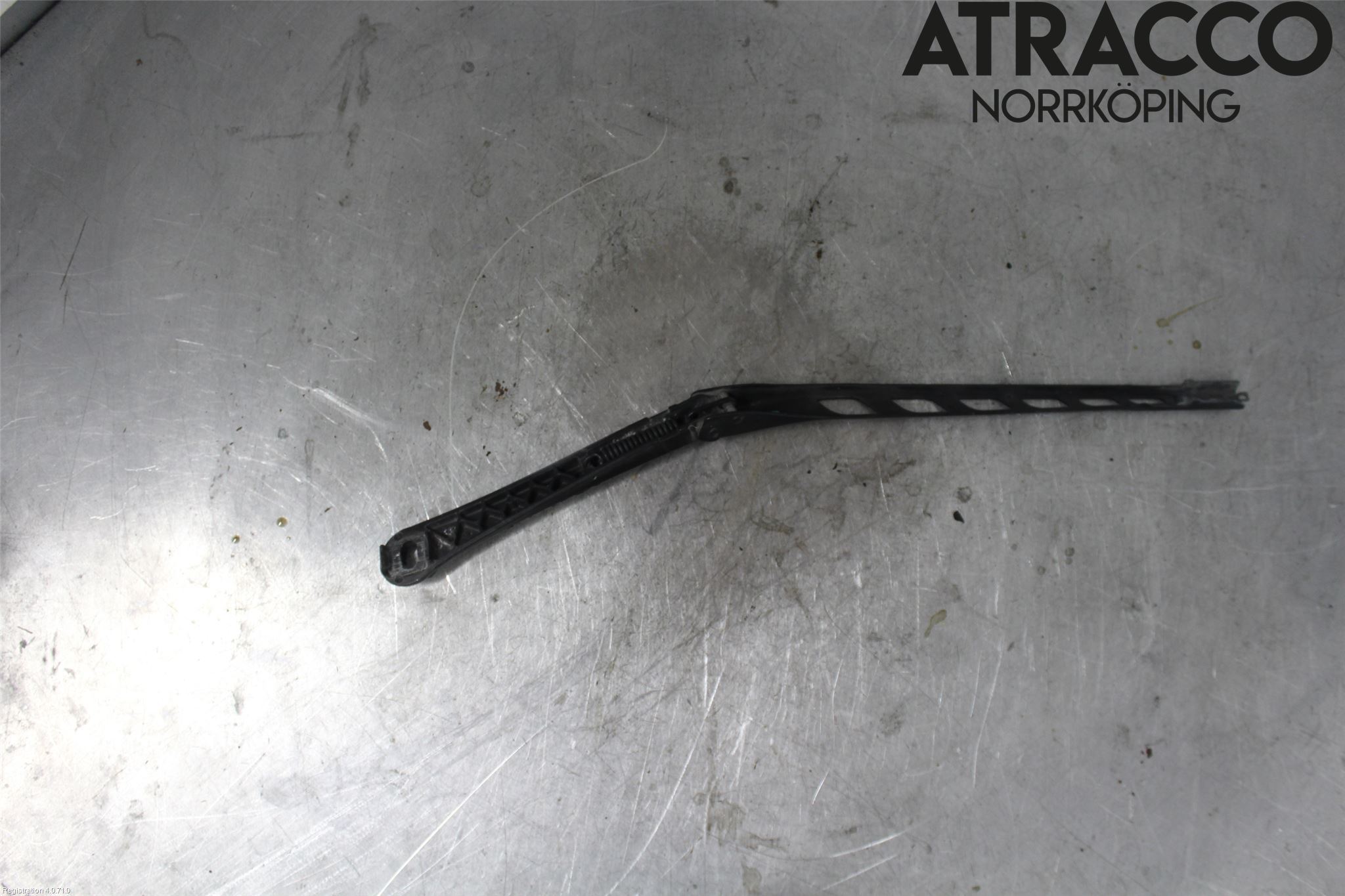 BMW 5 E60/61 Sed/Tou 02-10 Torkararm Armar Vindruta