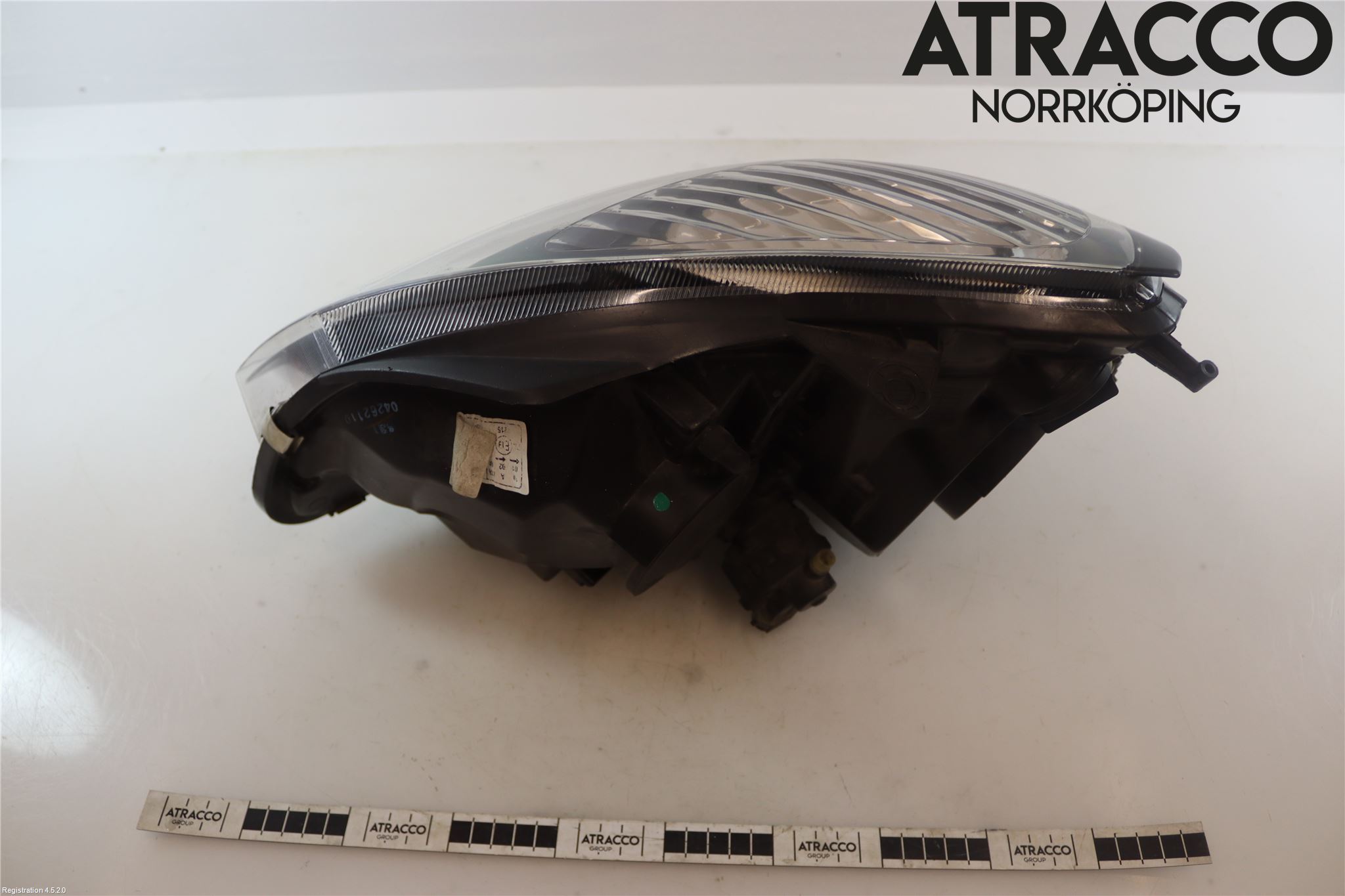 Kia PICANTO    04-11 Strålkastare Höger