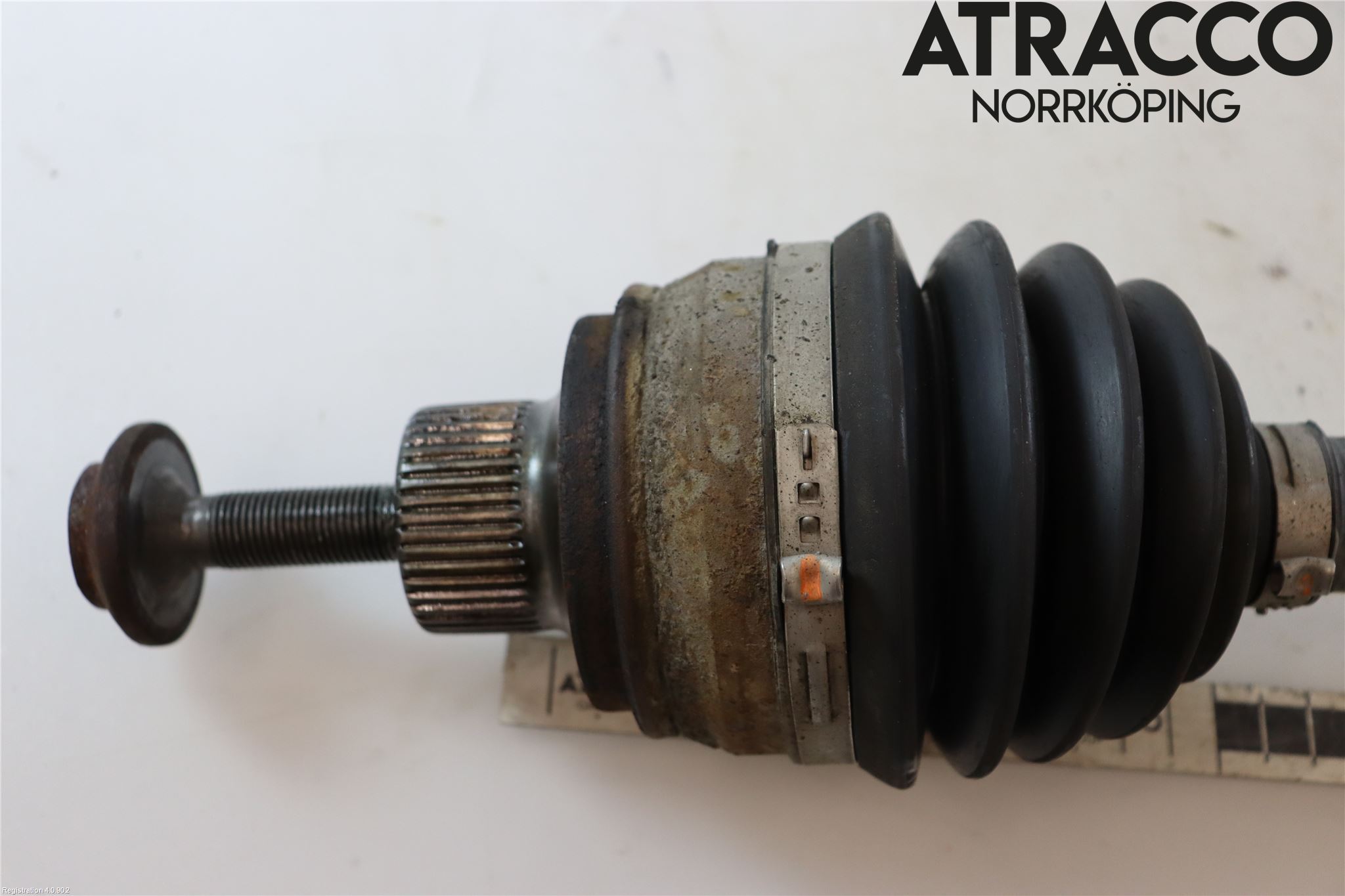 Audi A4 12-15 Drivaxel Fram Höger