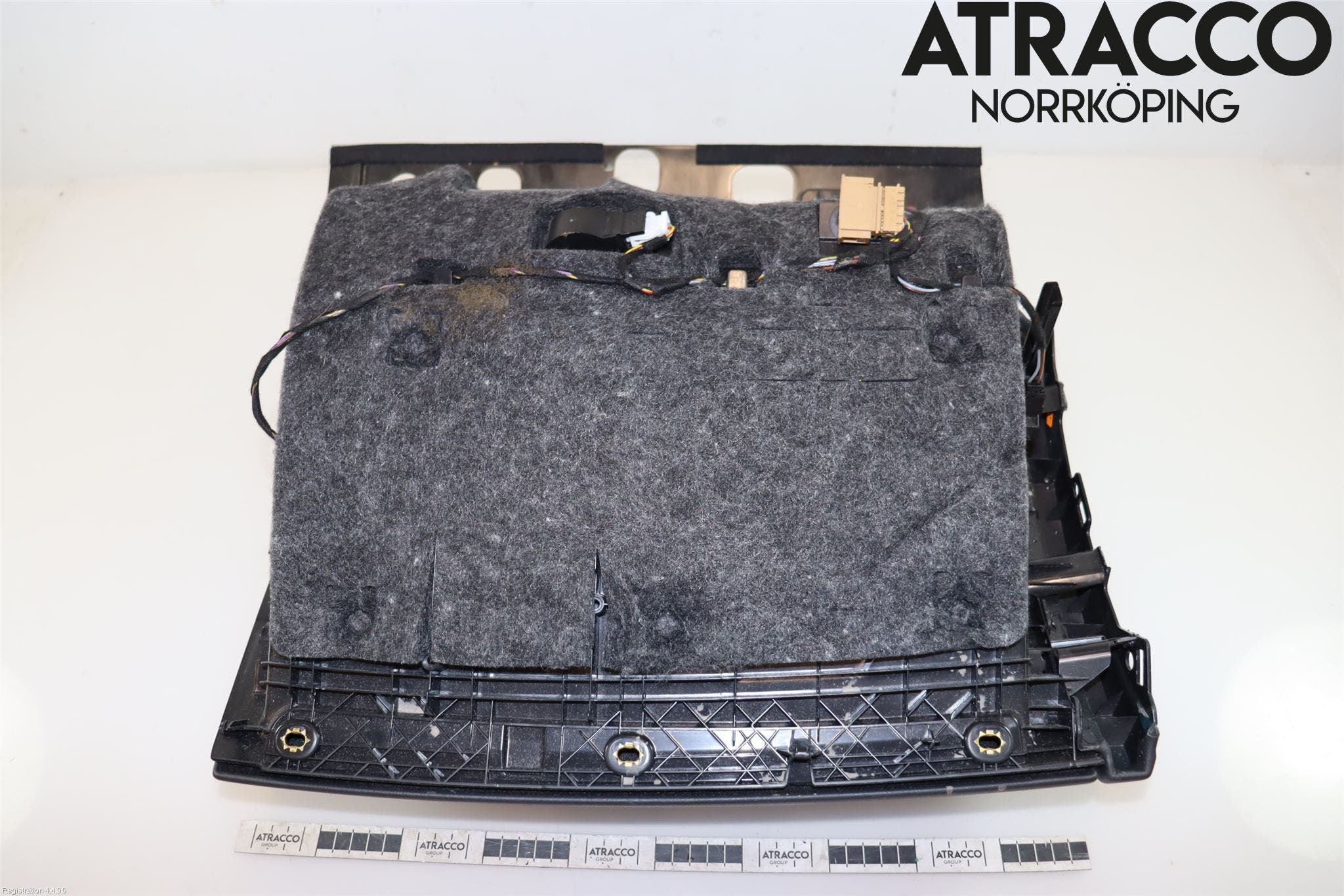 Audi A6 ALLROAD 12-18 Handskfack