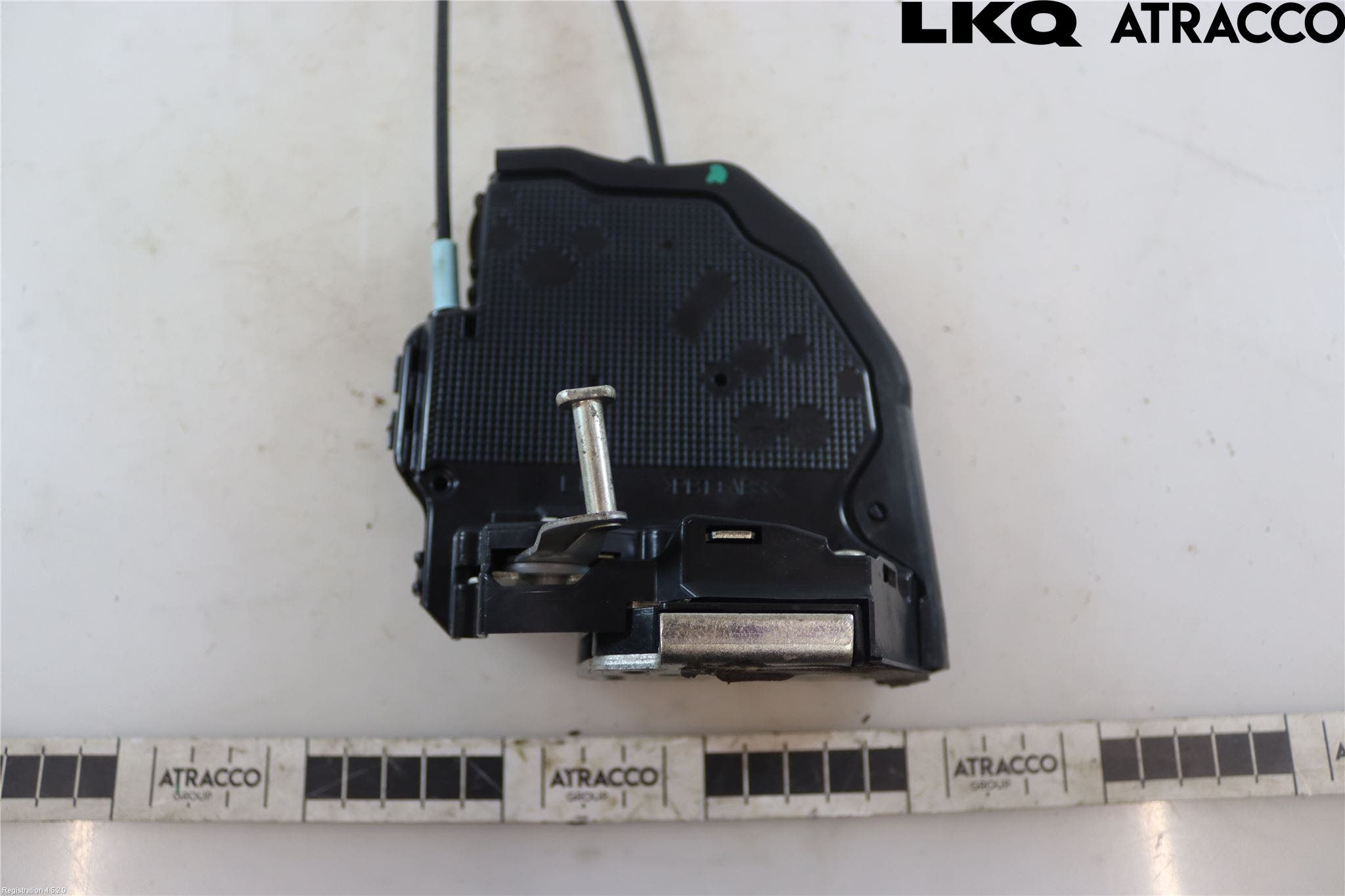 Toyota URBAN CRUISER Låskista-Dörrlås