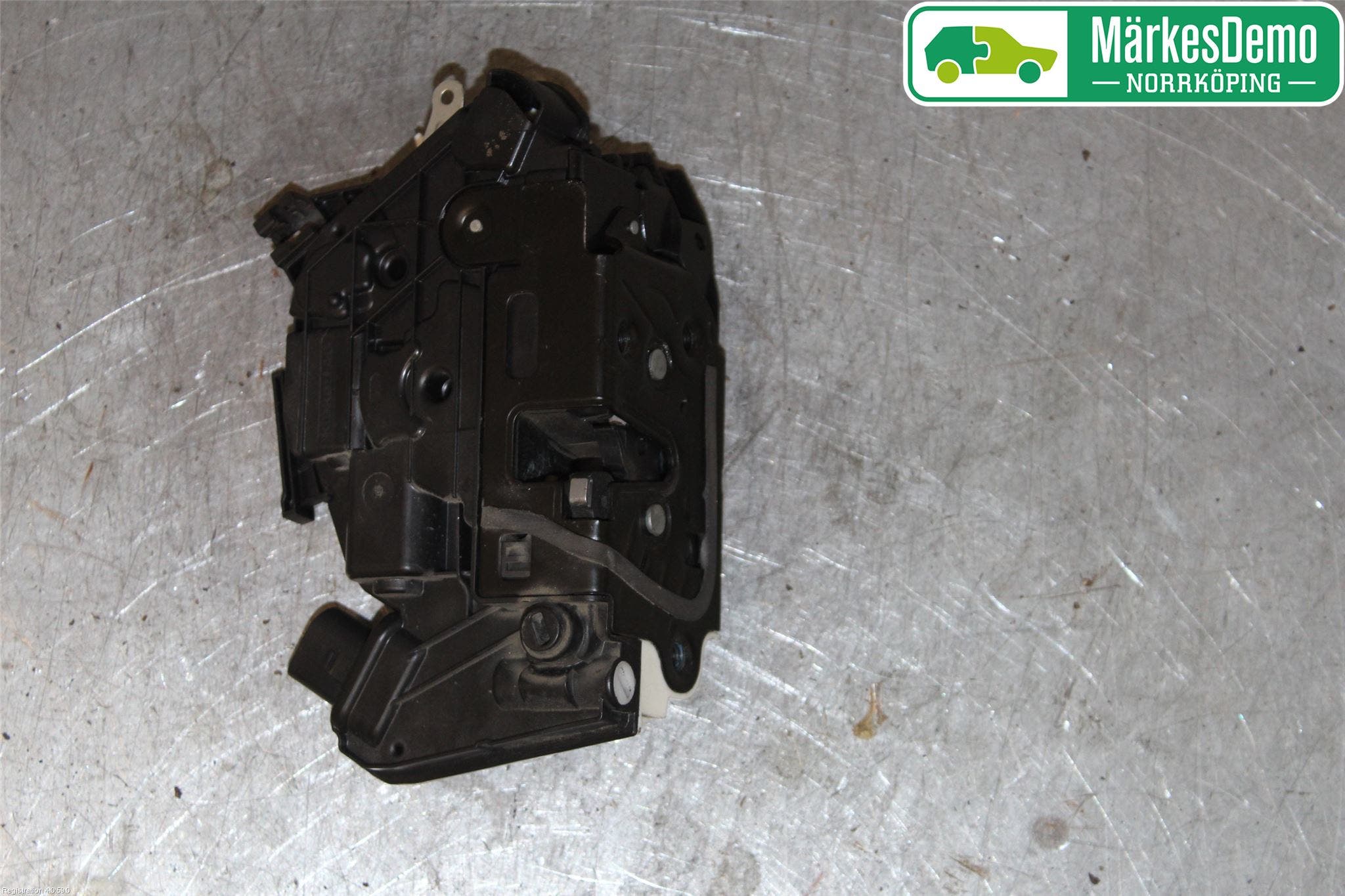 Skoda FABIA 07-14 Låskista-Dörrlås