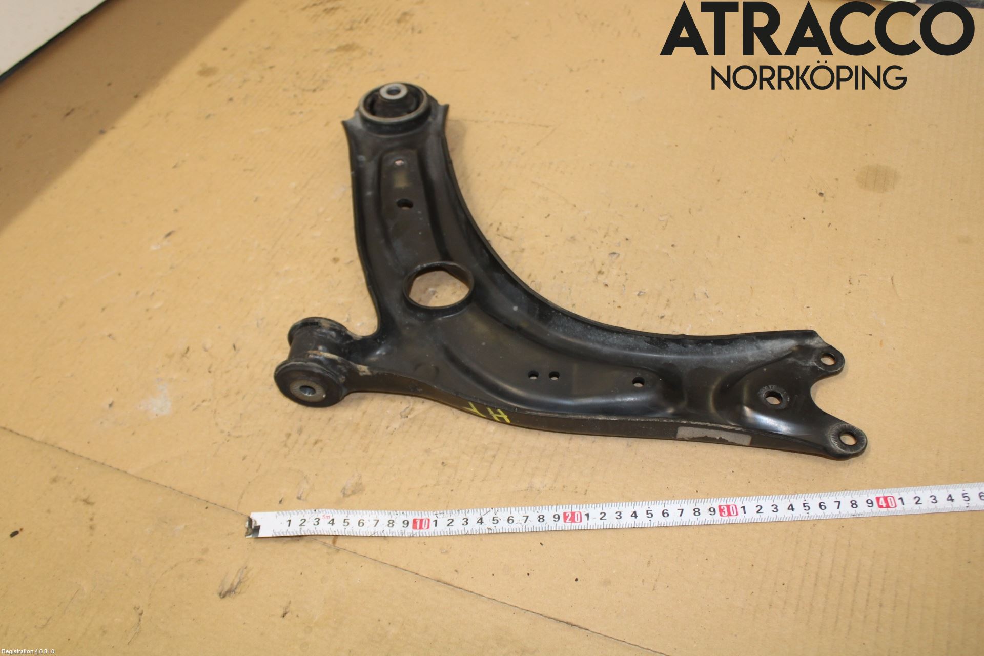 Volkswagen VW TOURAN 16- Bärarm Fram Undre Hö