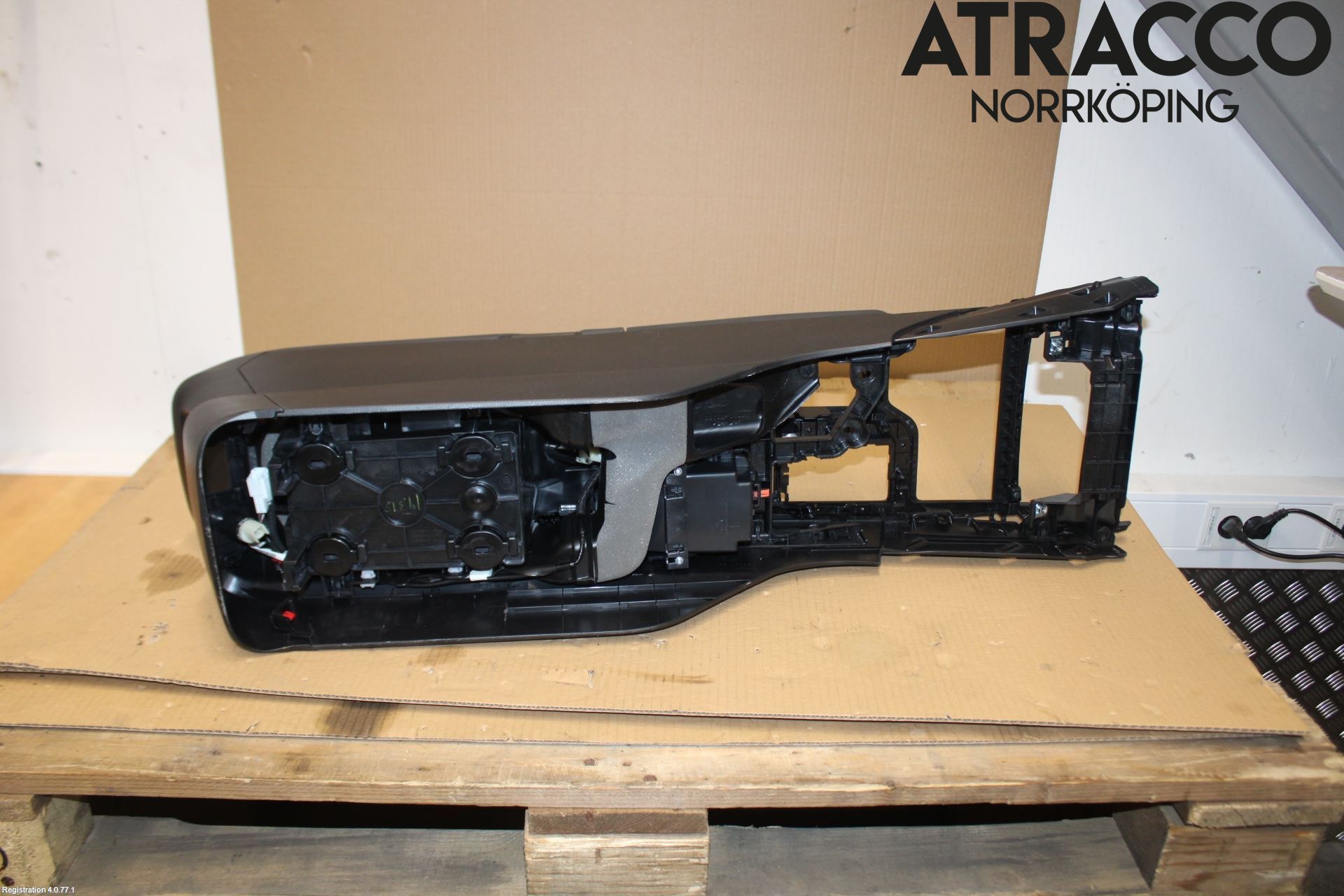 Lexus ES 250/300/330 Instrumentkonsoll Mitt