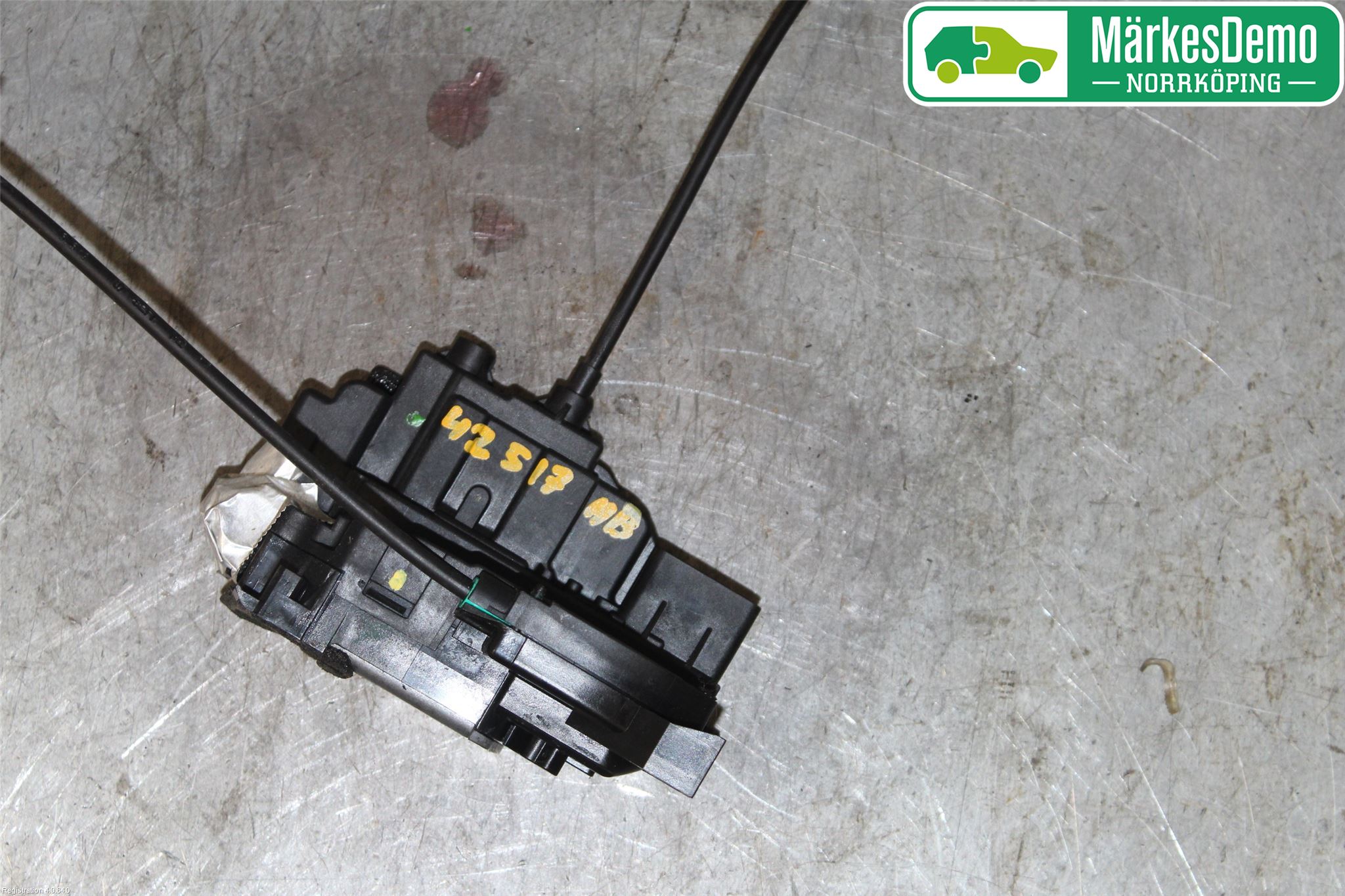 Renault LAGUNA III 08-10 Låskista-Dörrlås