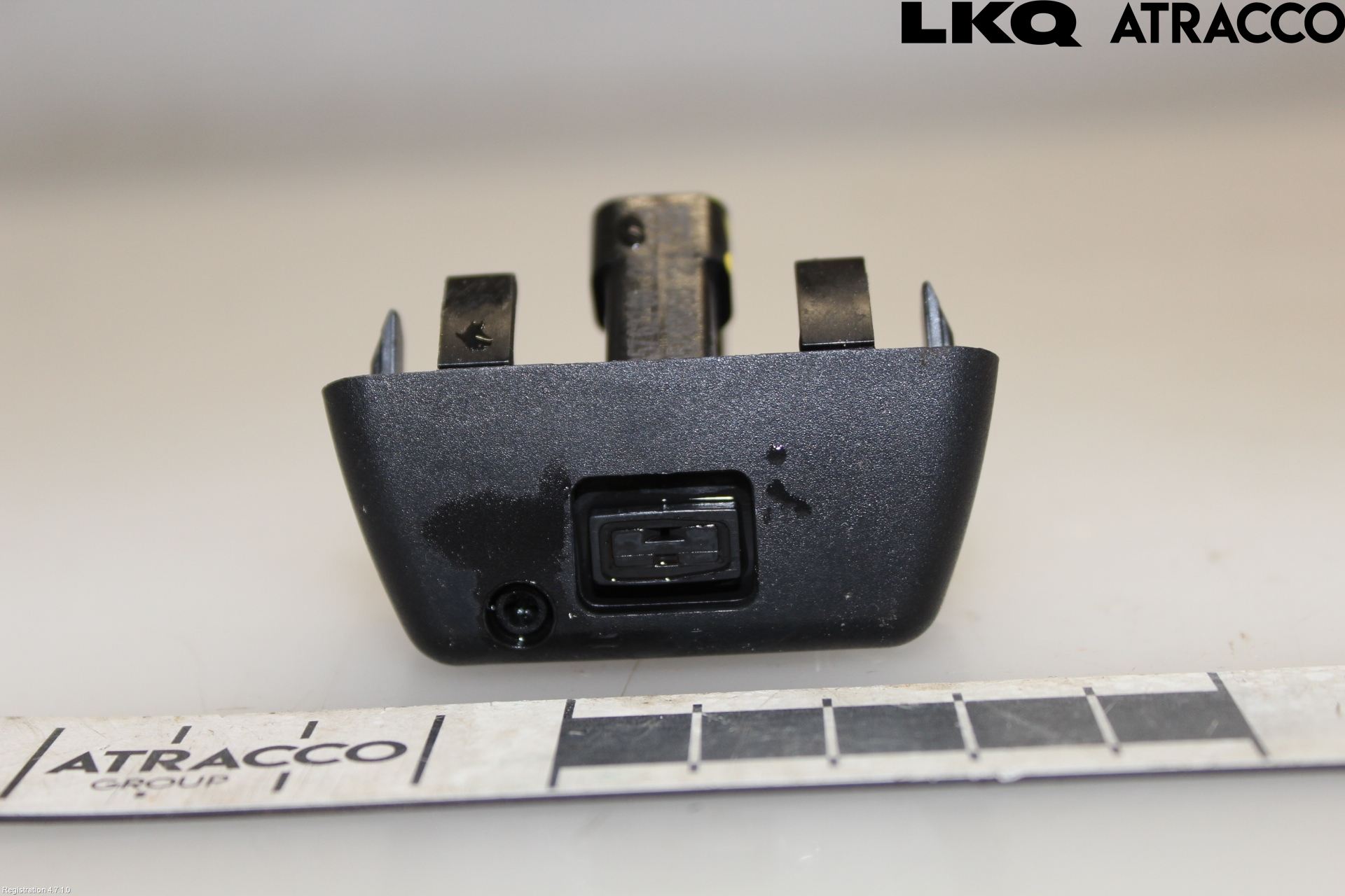 Opel CORSA F, CORSA-E 20- Spolarmunstycke Rutor