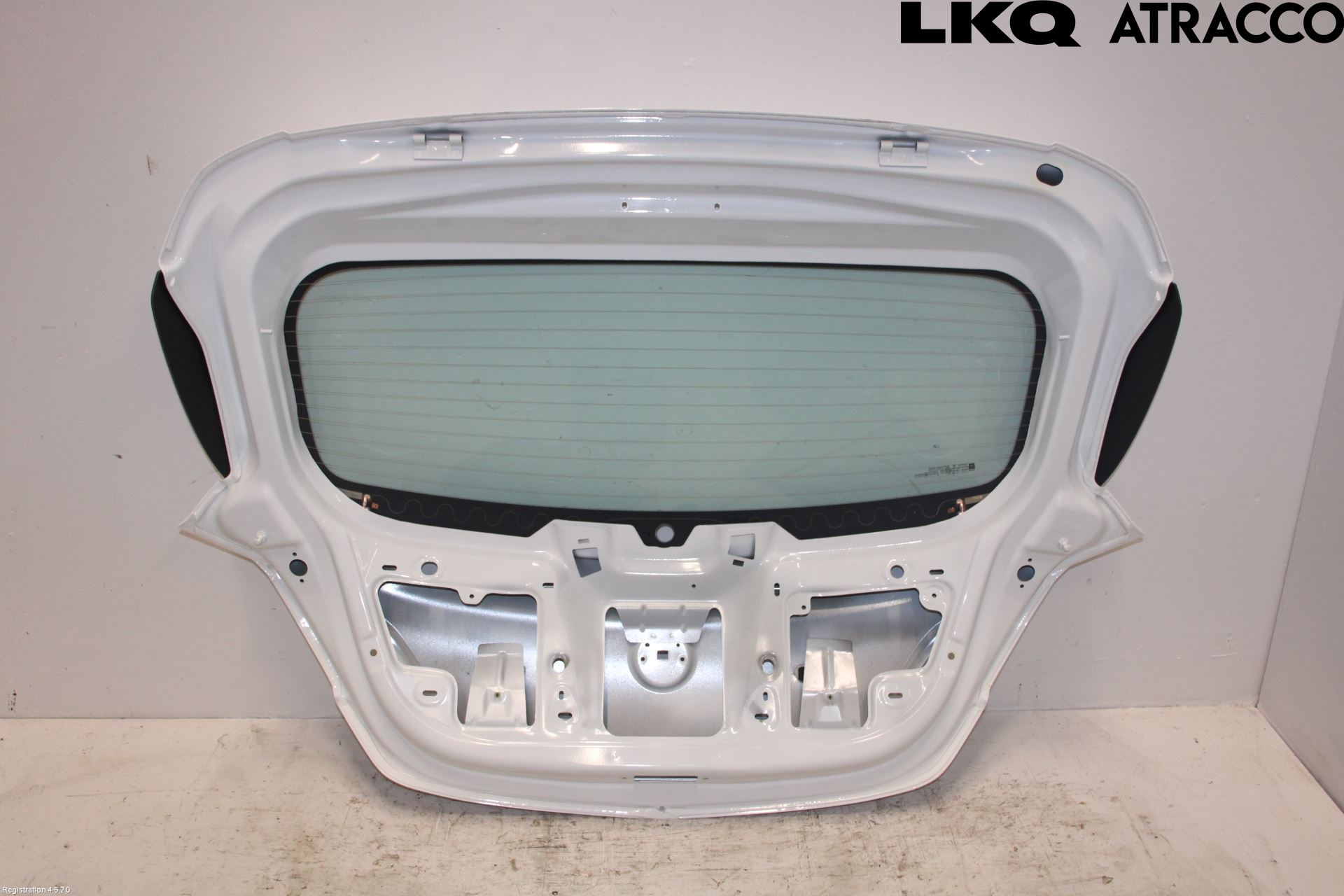 Opel CORSA E 15-19 Baklucka Cc-Kombi-Sedan