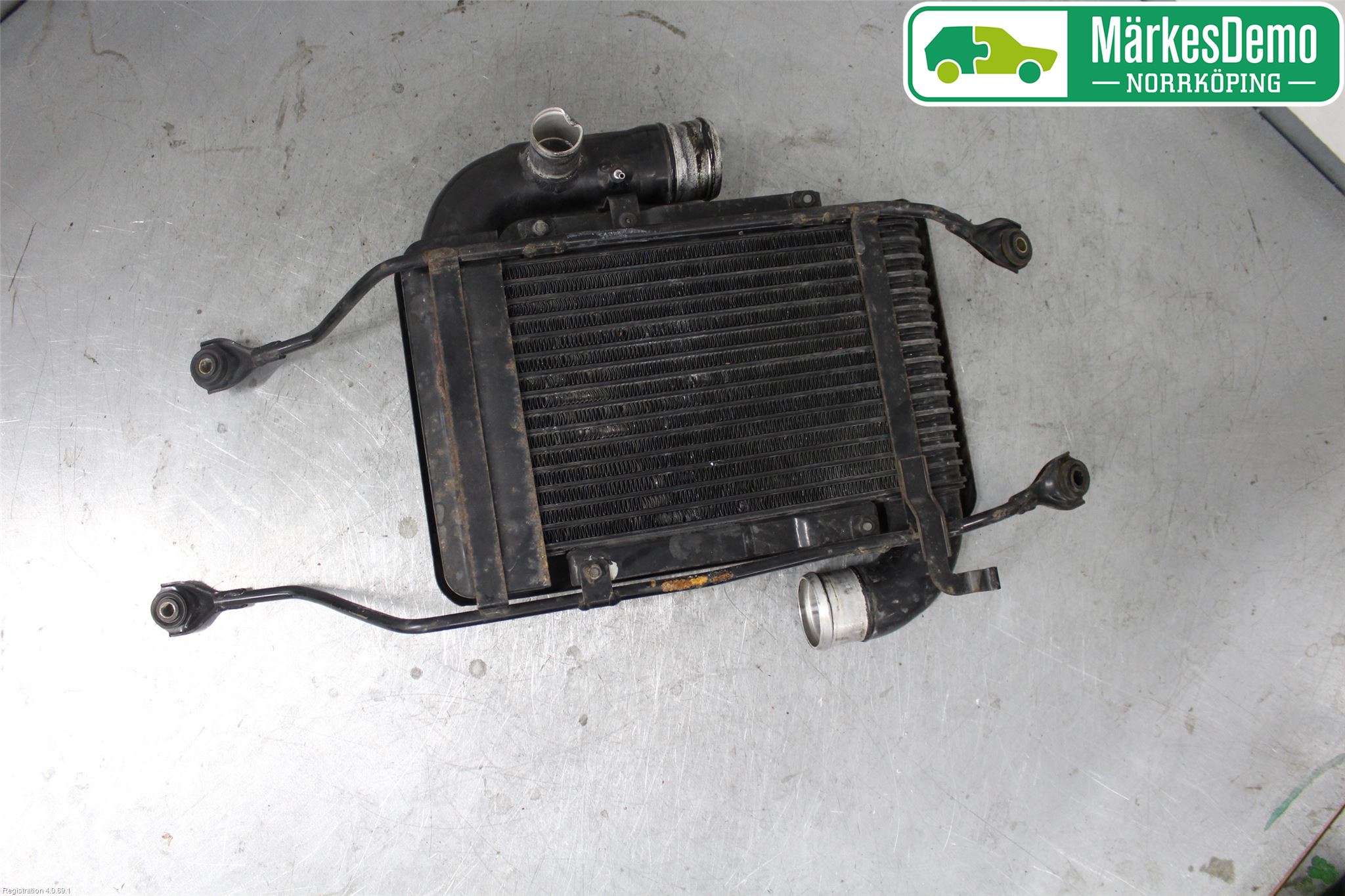 Mitsubishi OUTLANDER 01-07 Laddluft-Intercooler Kyl