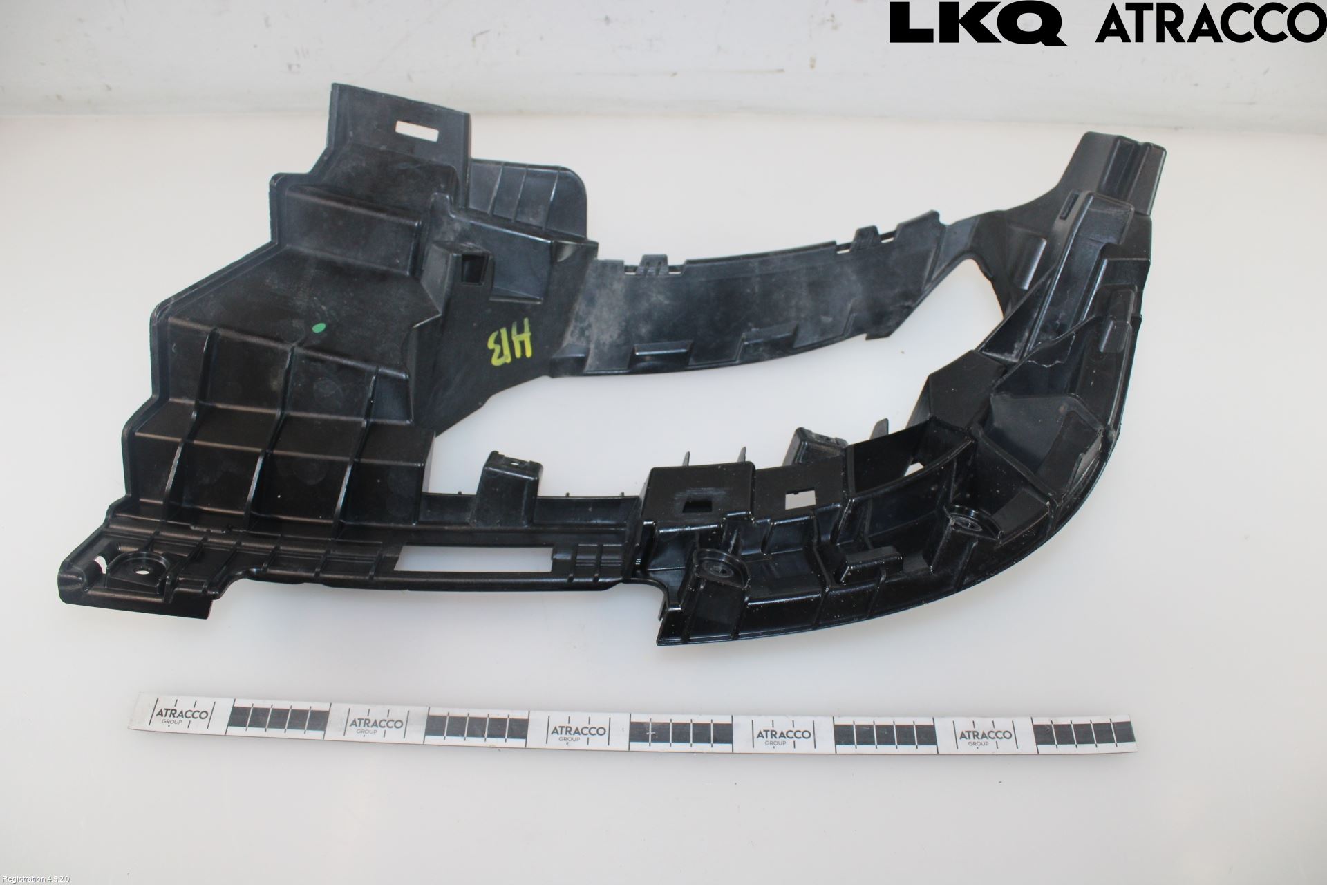Audi A4/S4 B9 20- Stötfångarfäste Bak Hö
