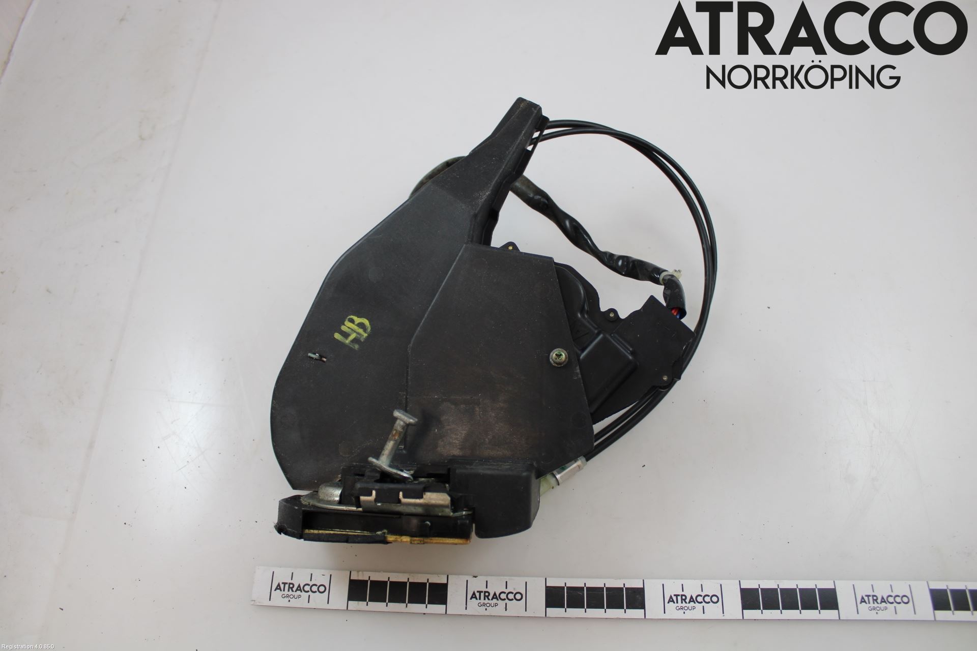 Lexus IS 200/300   99-05 Låskista-Dörrlås