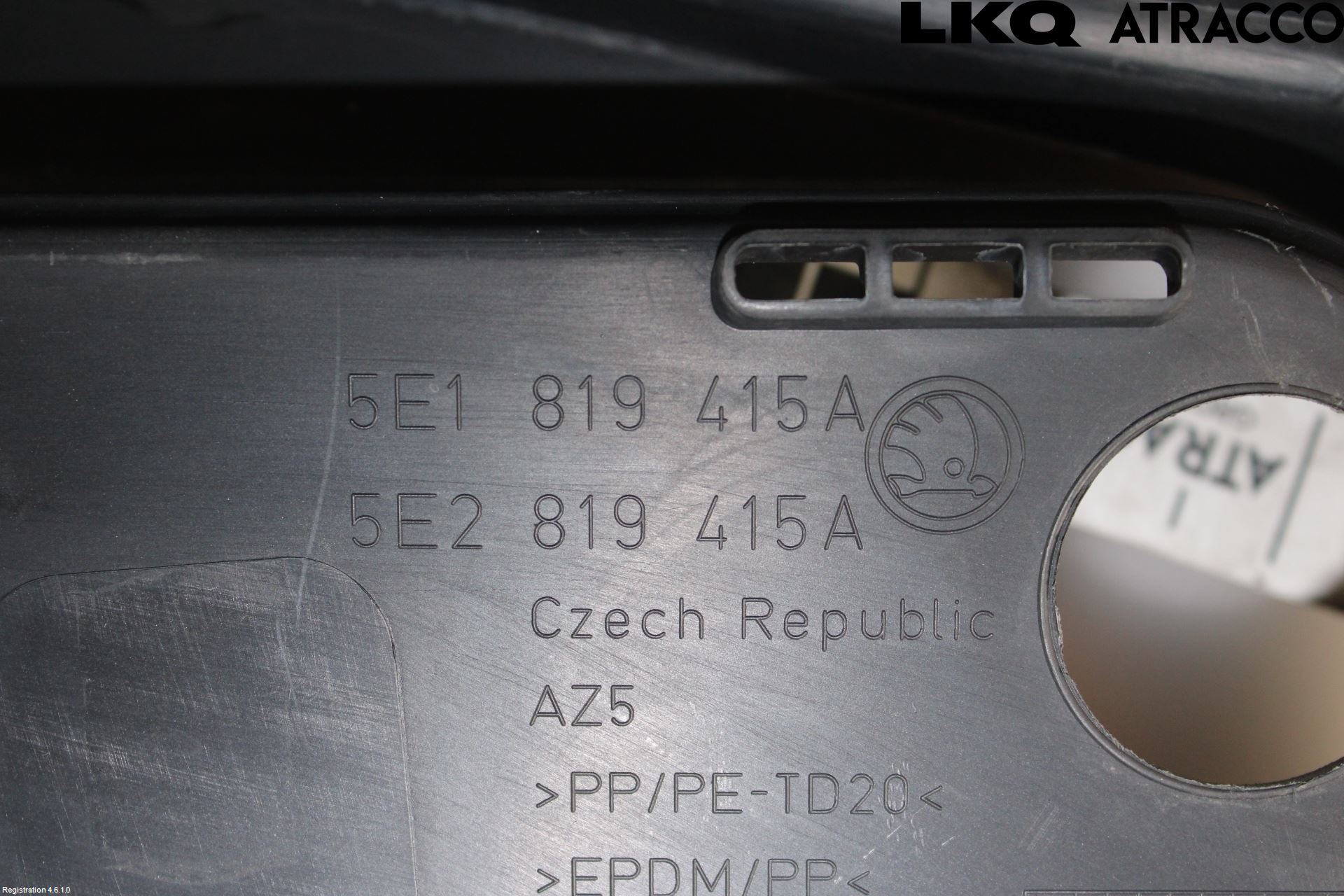 Skoda OCTAVIA (5E) 13-20 Torpedplåt-Torpedplast