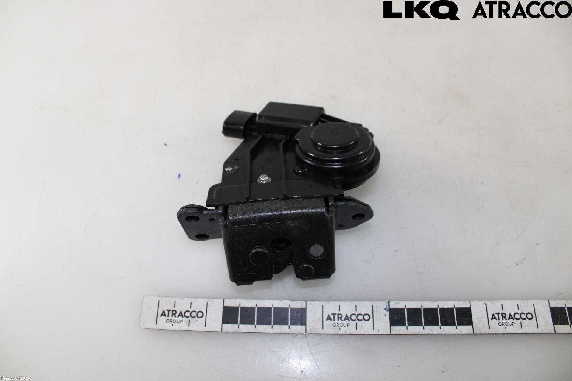 Toyota AURIS 10-12 Låskista Baklucka