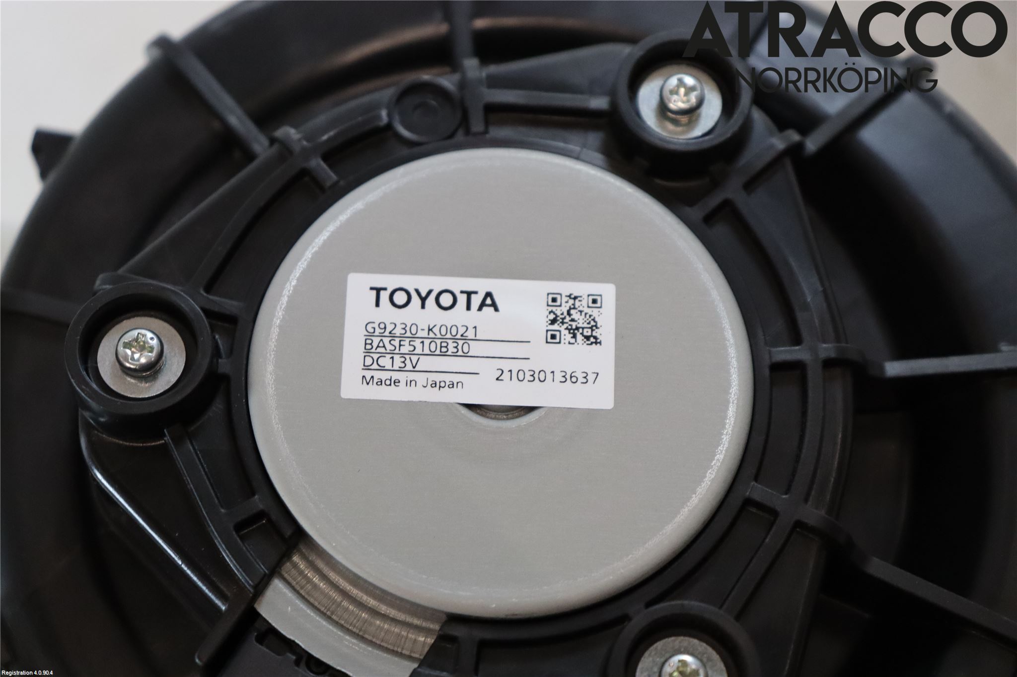 Toyota YARIS XP21 20- Kylfläkt El
