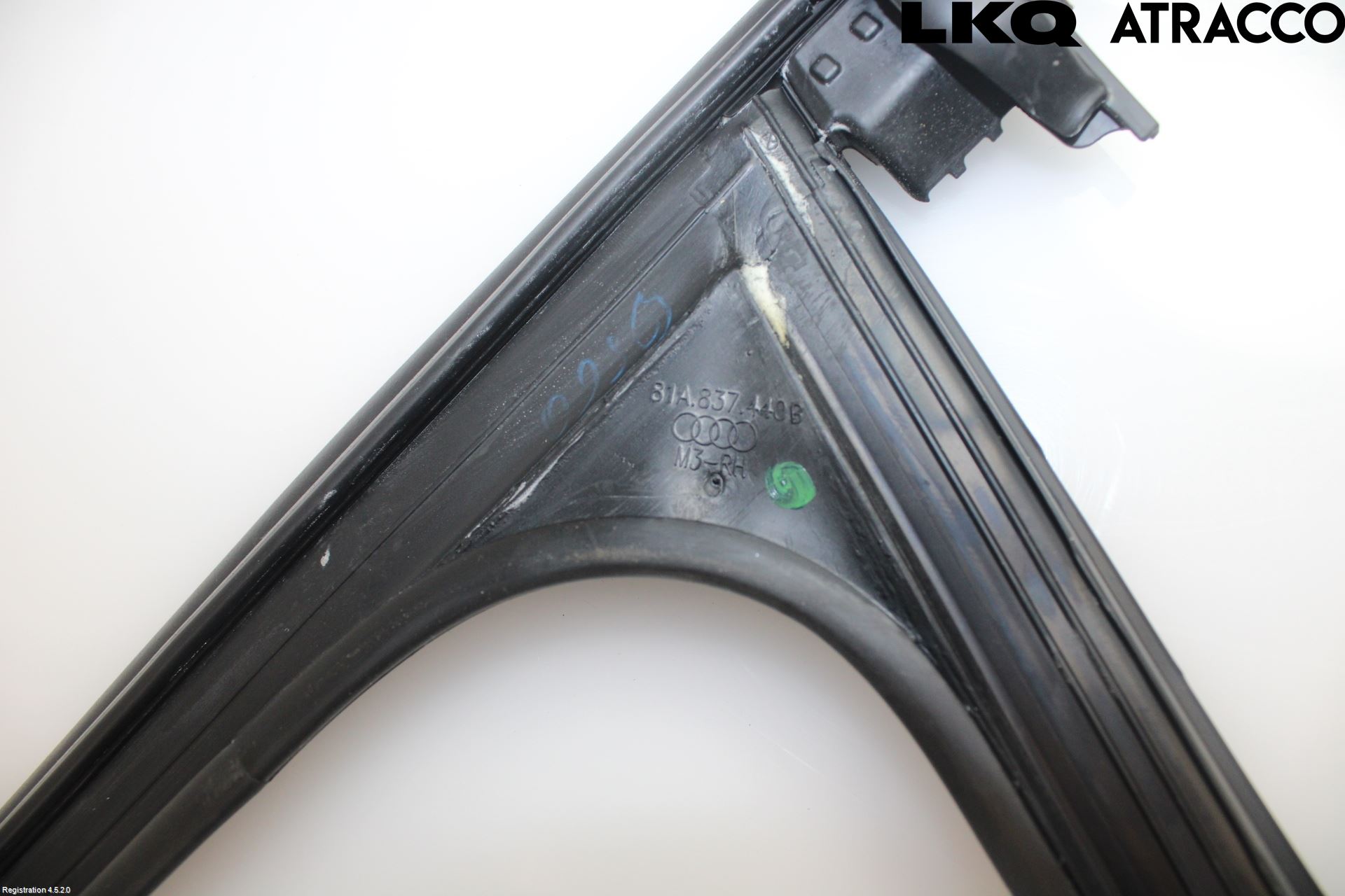 Audi Q2/SQ2 17- Dörr Gummilist