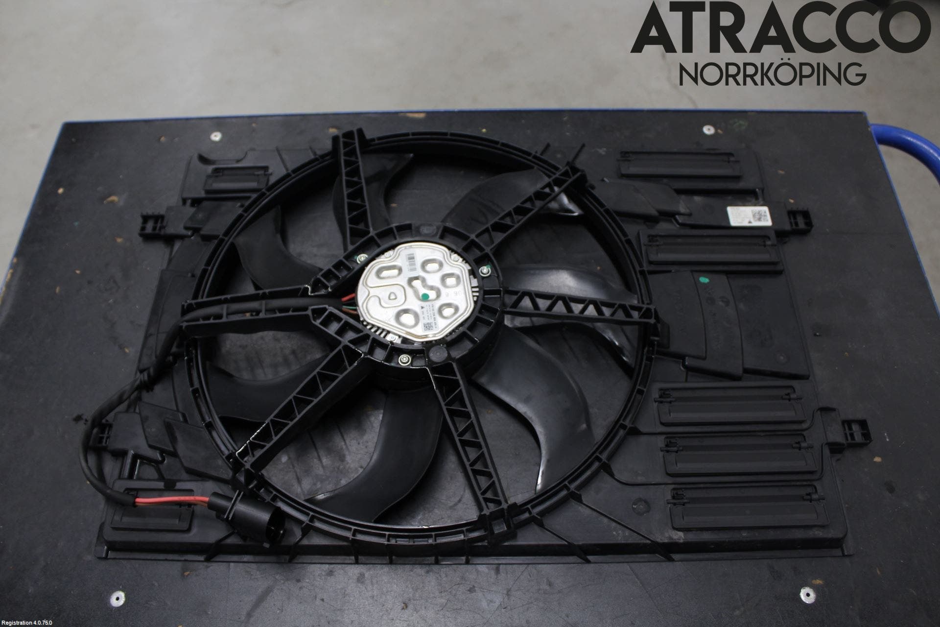 Volkswagen VW POLO VI 18->> Kylfläkt El