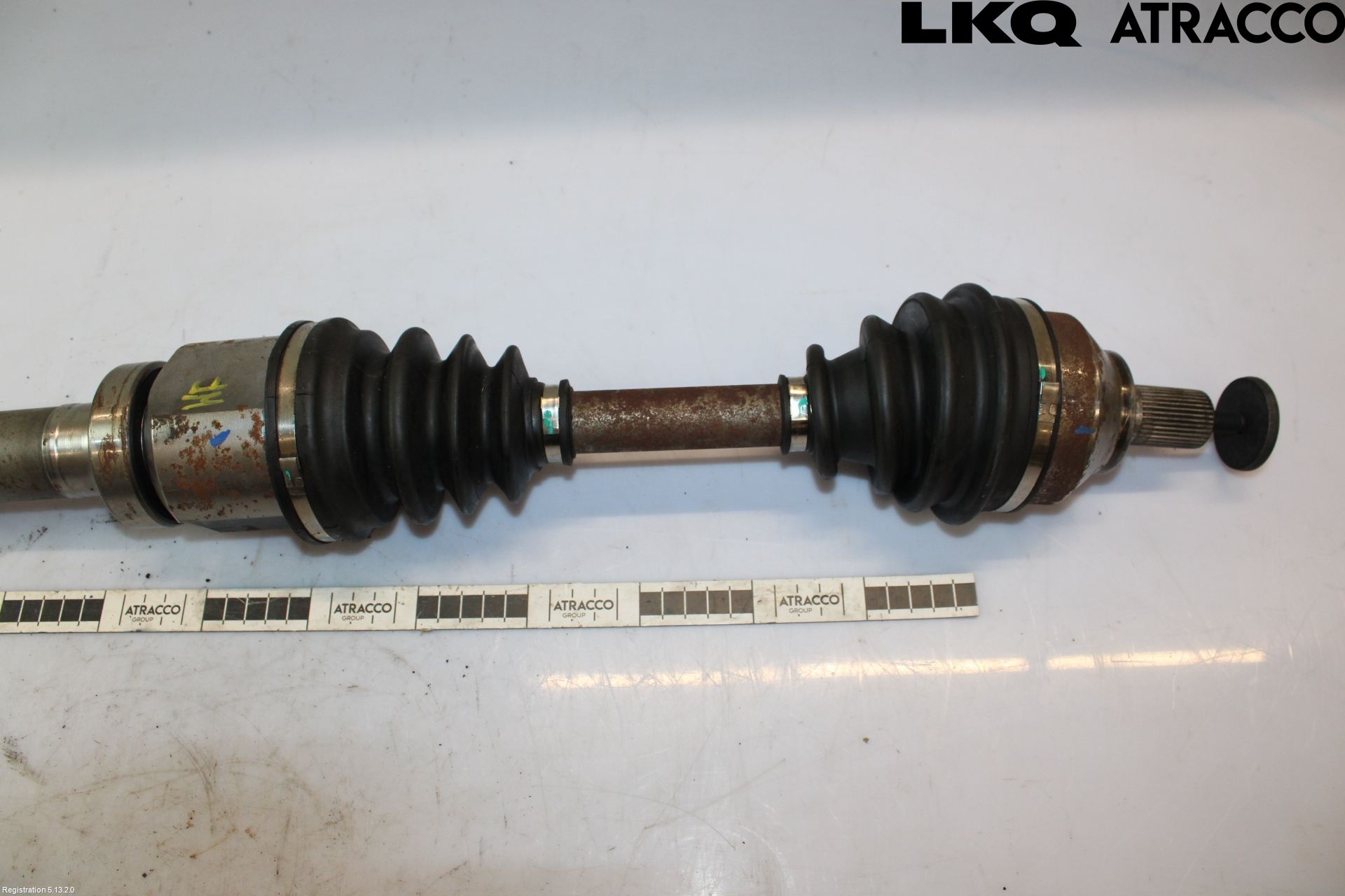 Volvo V50 04-07 Drivaxel Fram Höger