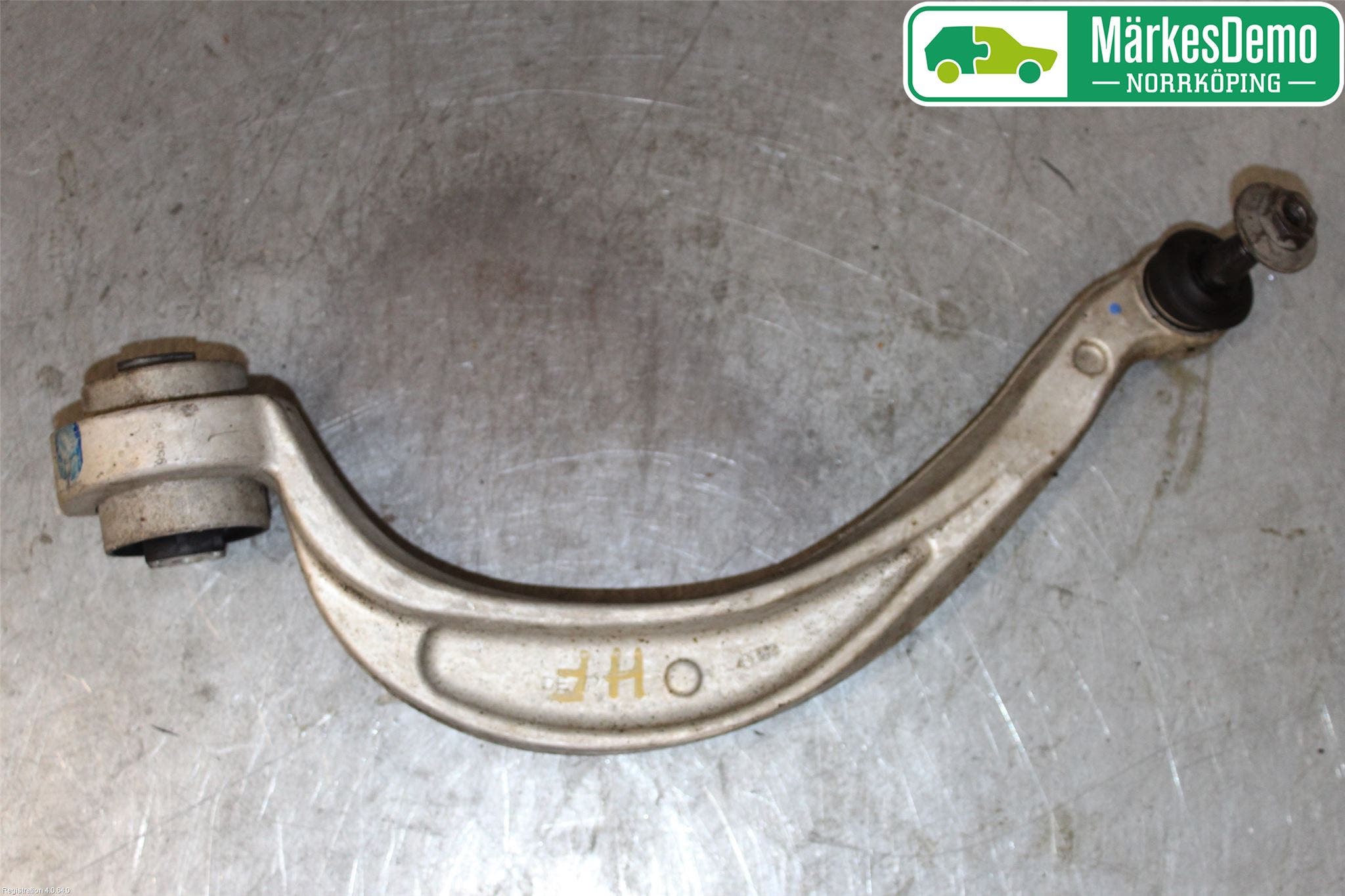 Audi Q5 09-16 Bärarm Fram Övre Hö