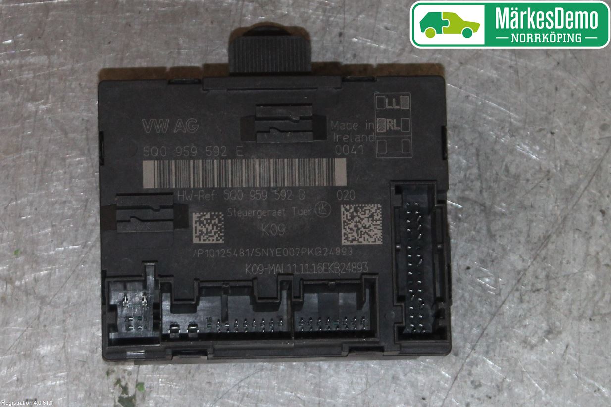 Audi A3/S3 8V 13-20 Styrenhet Dörr