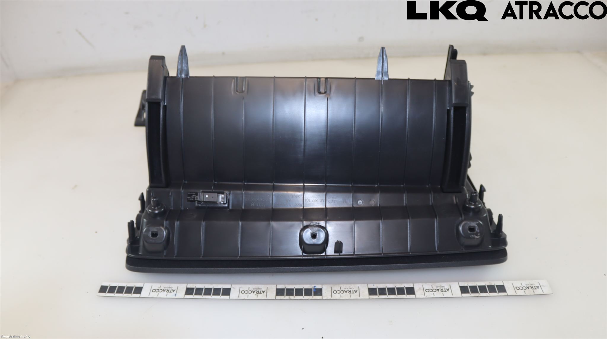 Volkswagen VW PASSAT 24- Handskfack