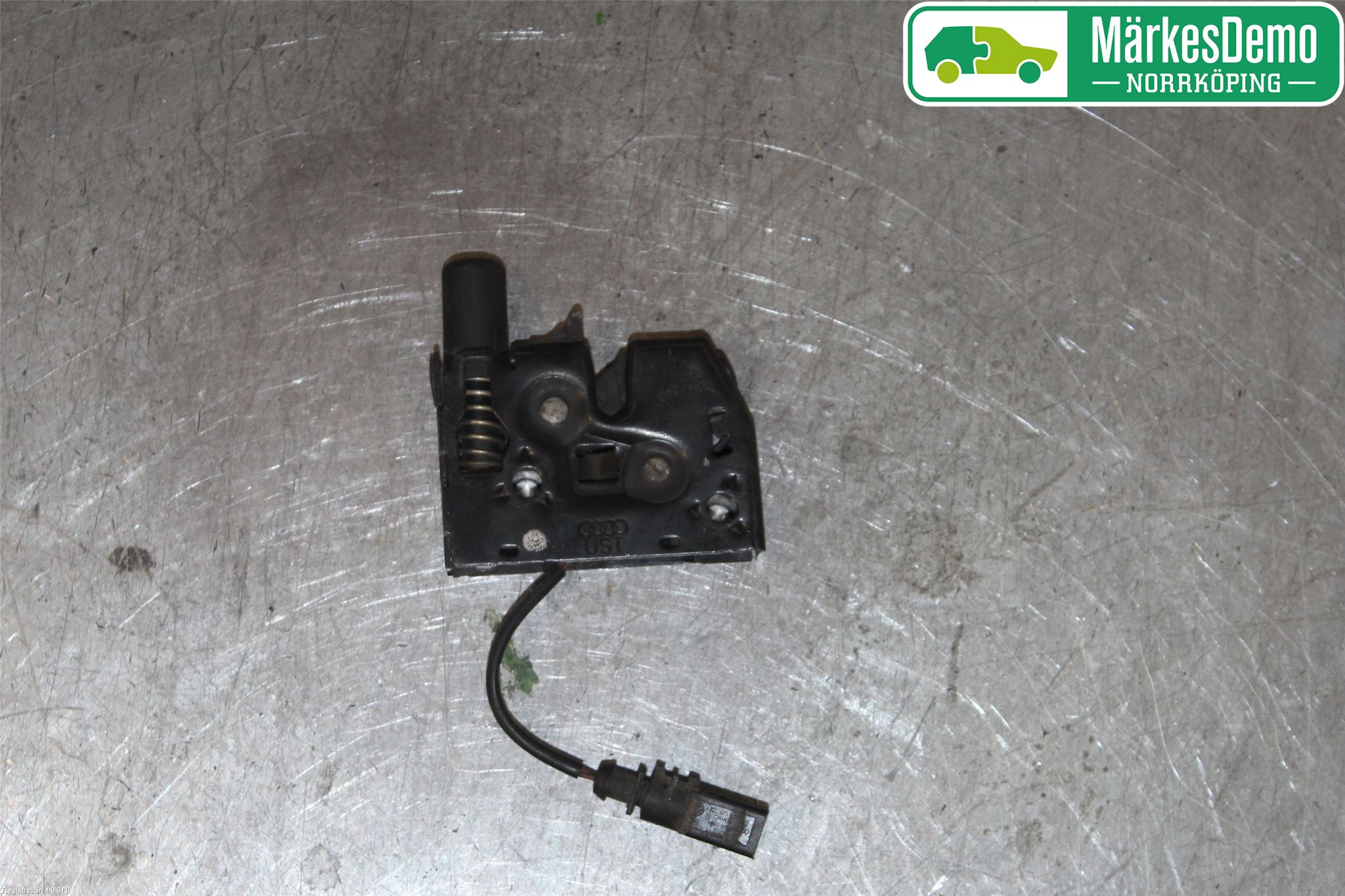 Audi A1/S1 11-18 Huvlås