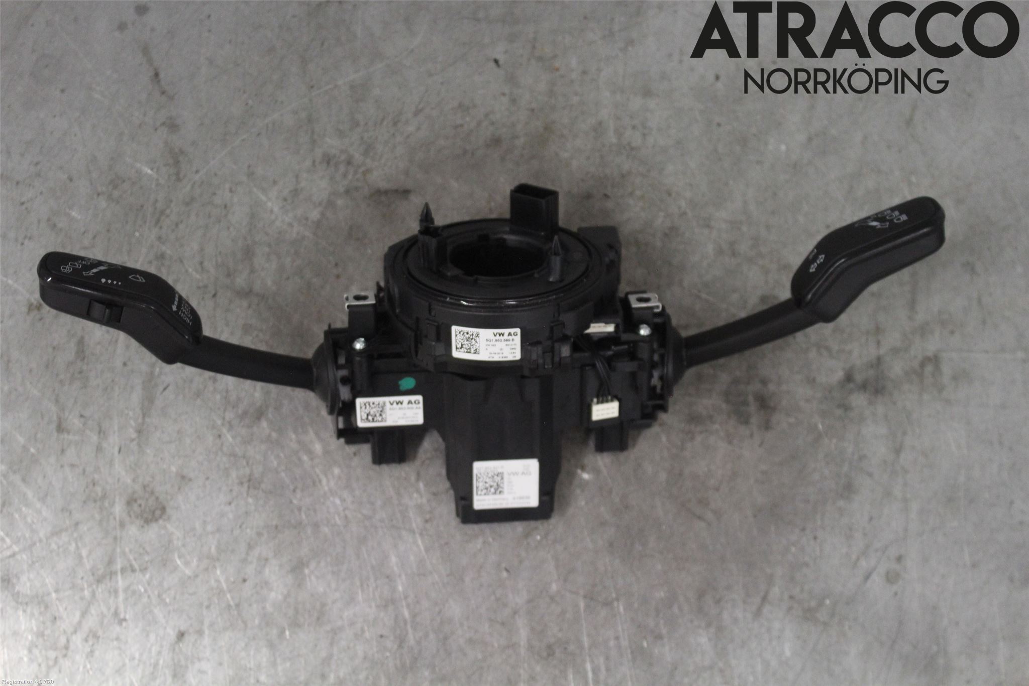 Volkswagen VW PASSAT 15-19 Spakcentral