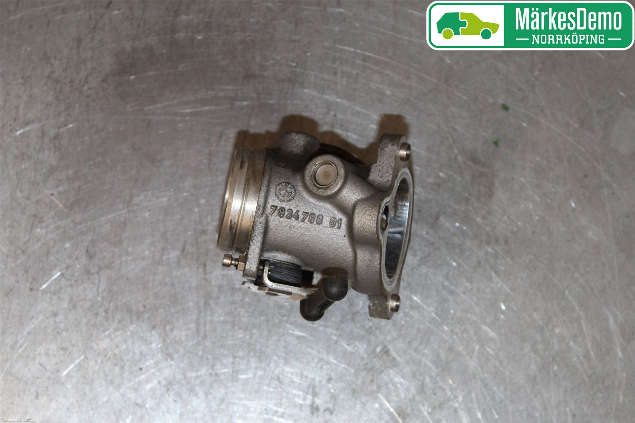 BMW 5 E60/61 Sed/Tou 02-10 Injspjällhus