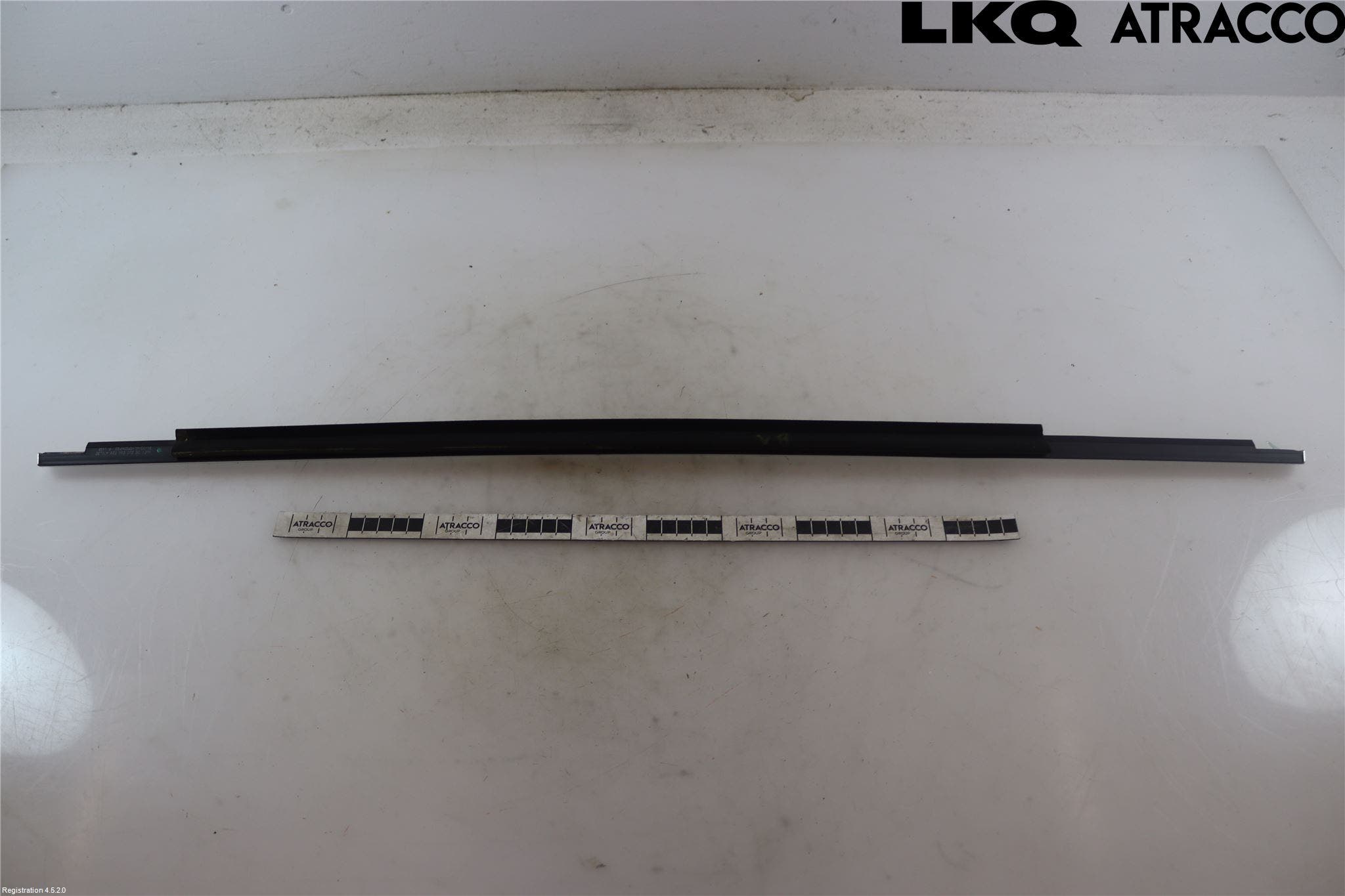 Audi Q4 E-TRON FZ 22- List Vä