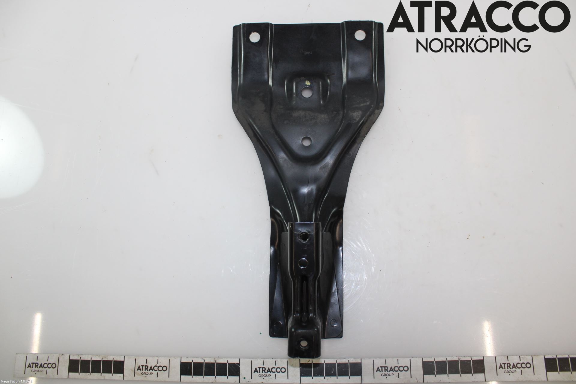 Hyundai GETZ Kylarfäste-Ram-Balk