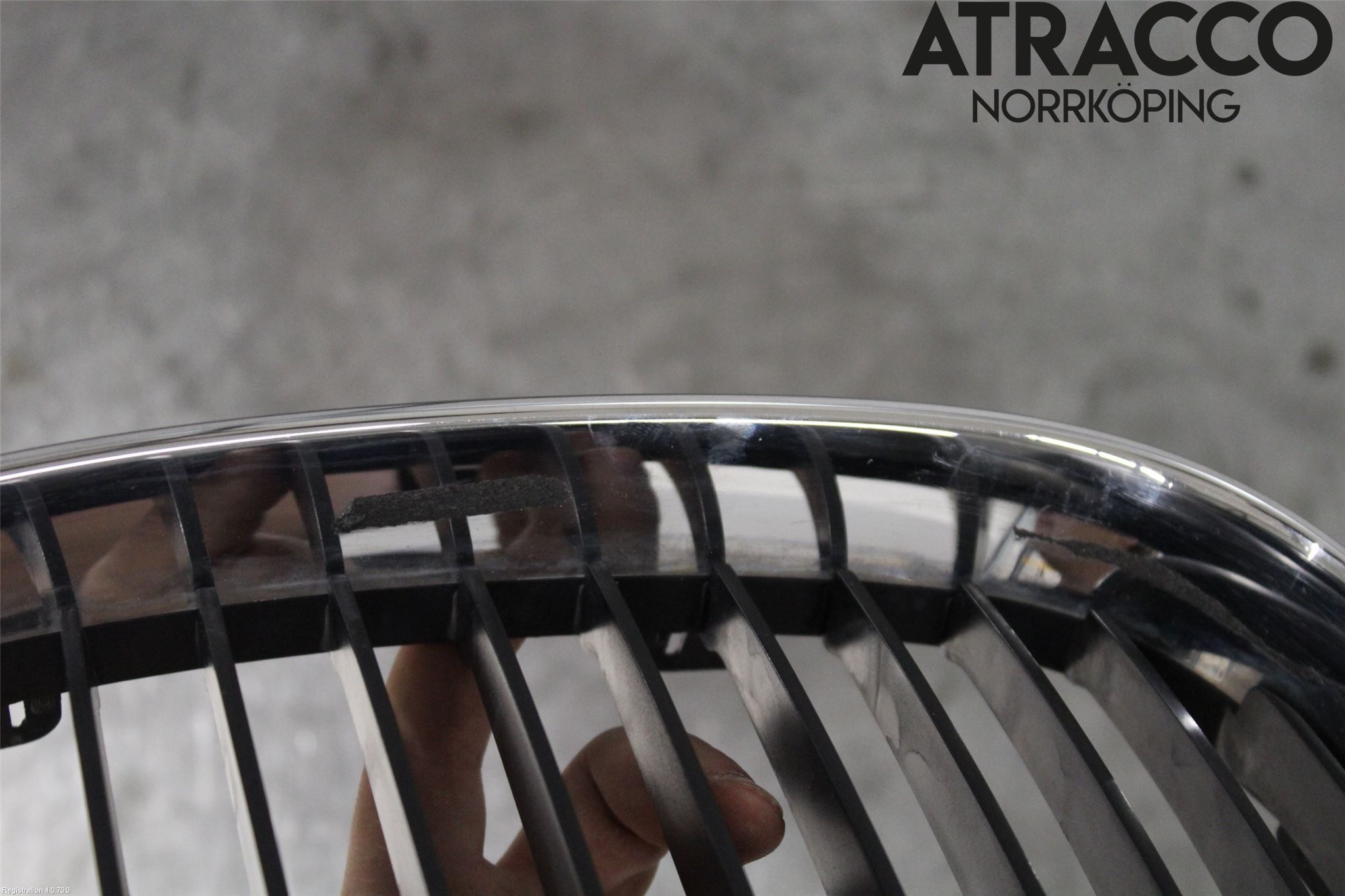 BMW 1 E87/81 5D/3D 03-11 Grilldel Höger