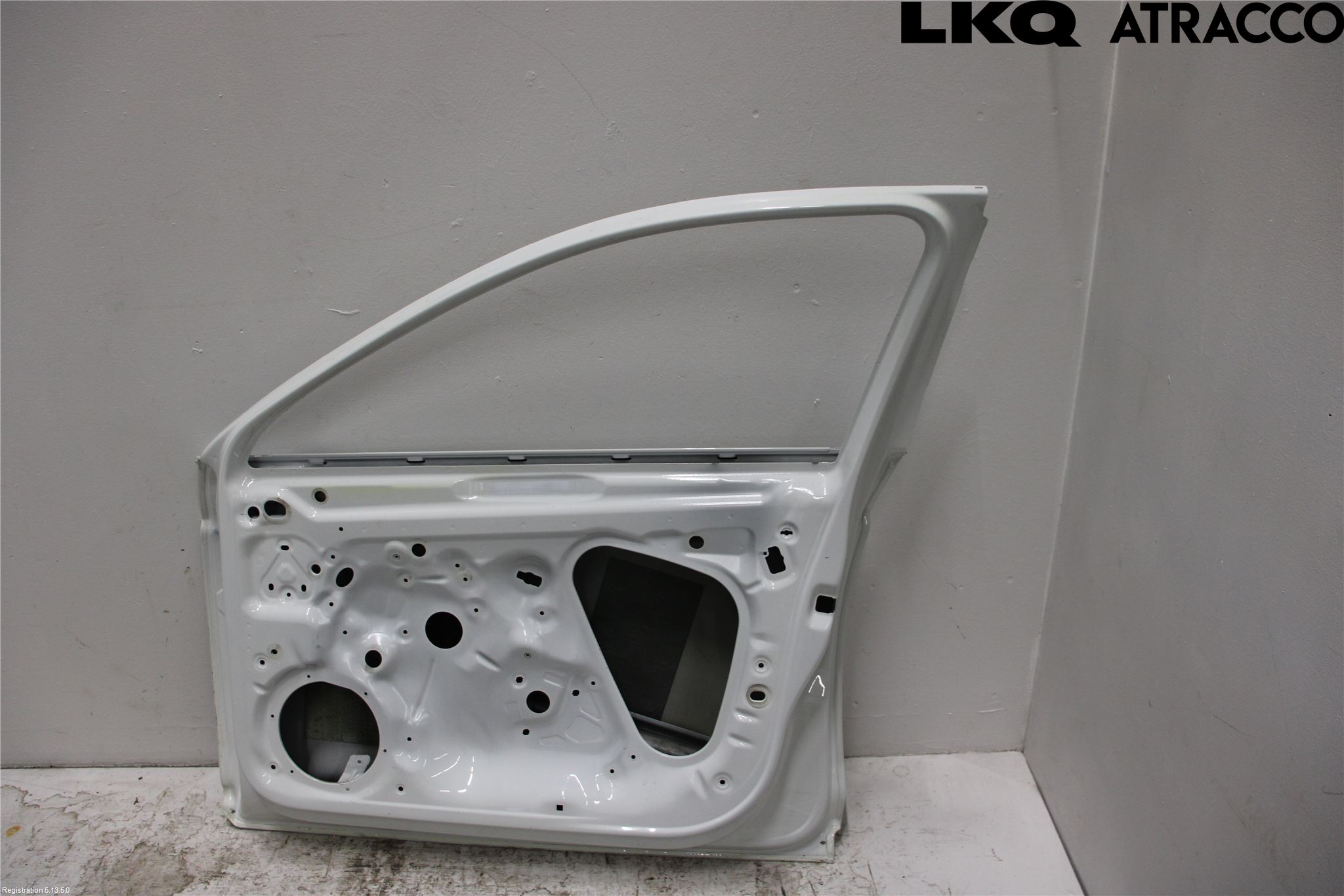 Volkswagen VW PASSAT 15-19 Dörr Fram Höger