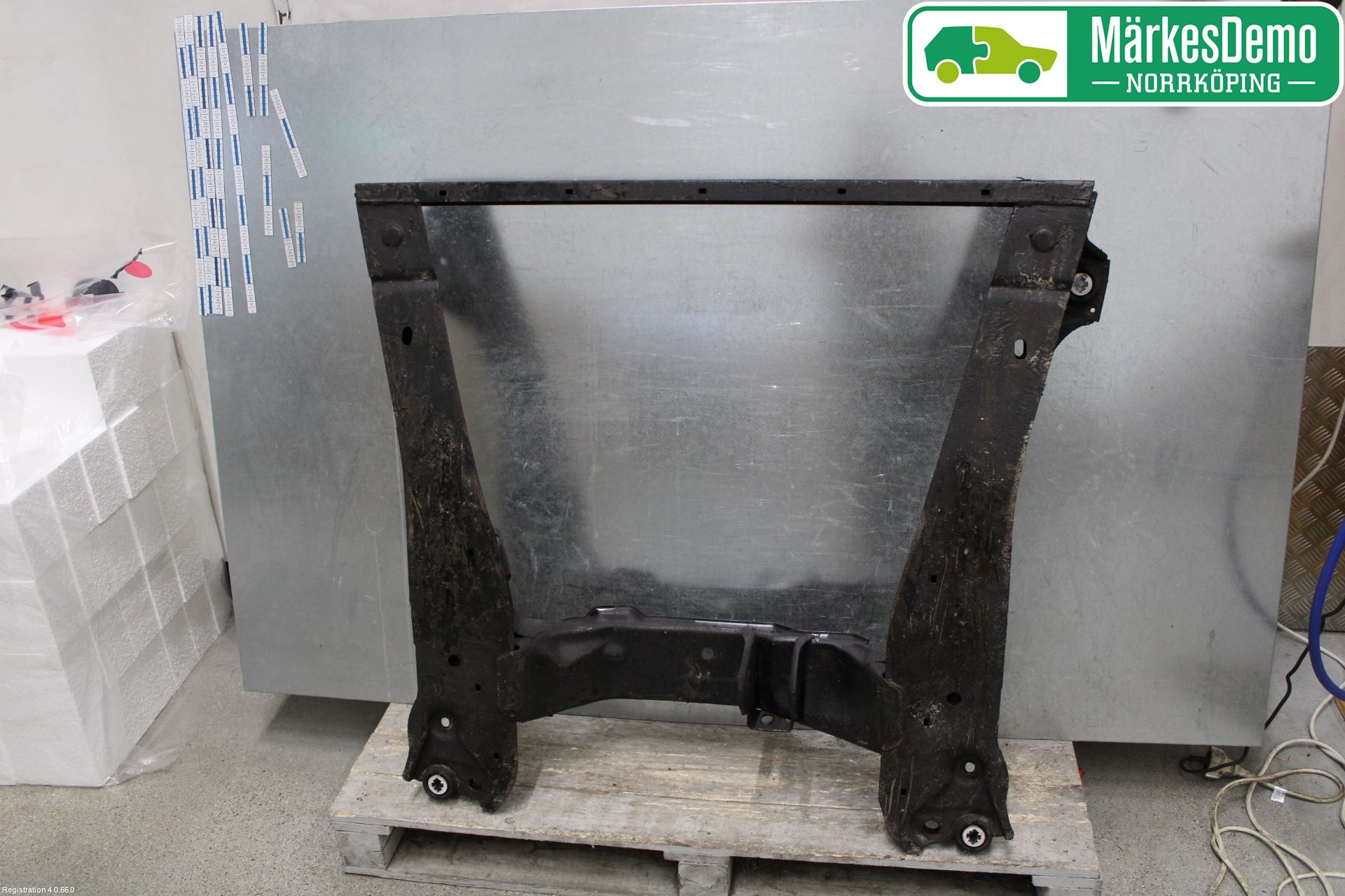 Jaguar X-TYPE Framvagnsbalk