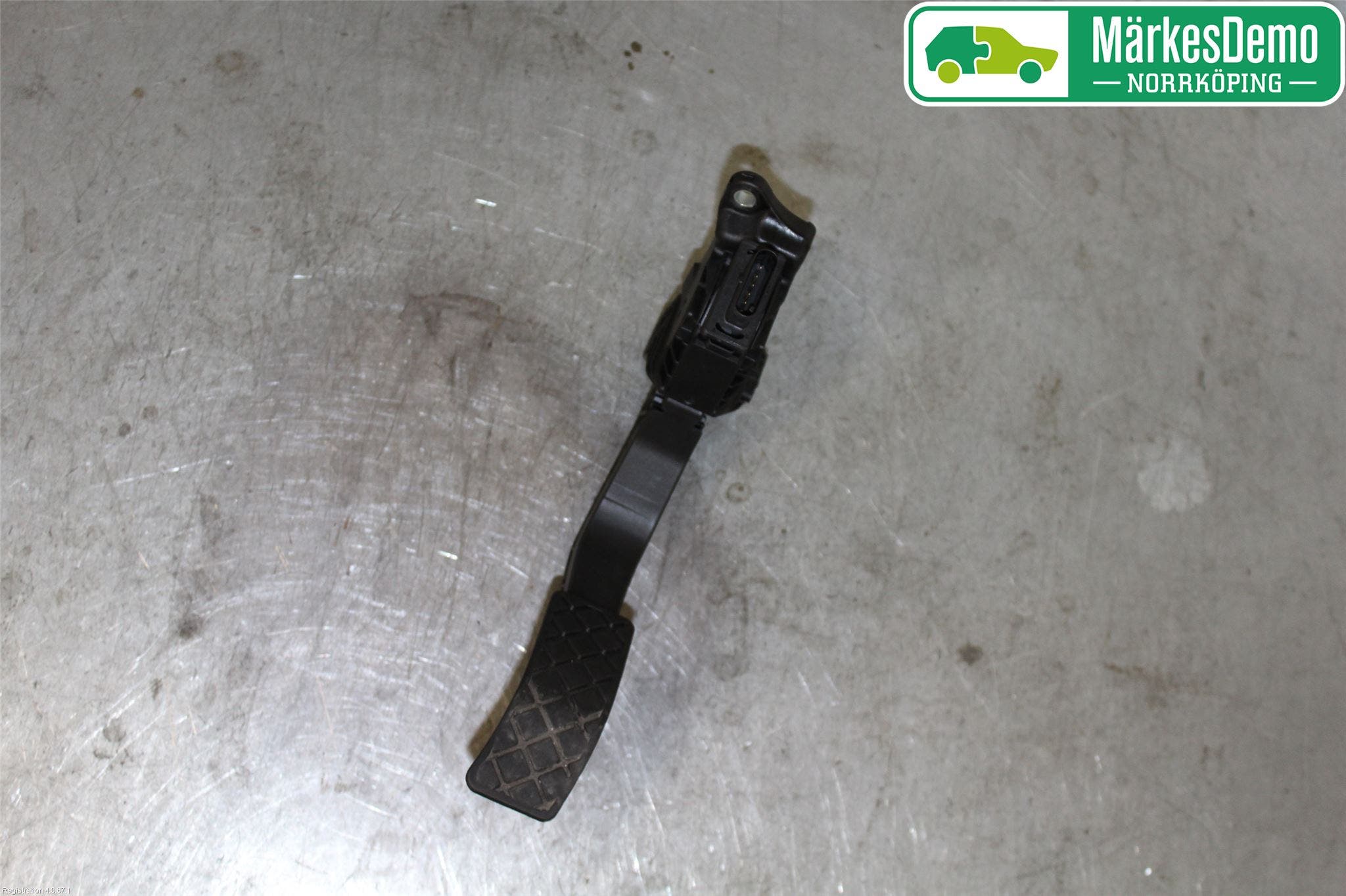 Audi A4/S4 B9 20- Gaspedal