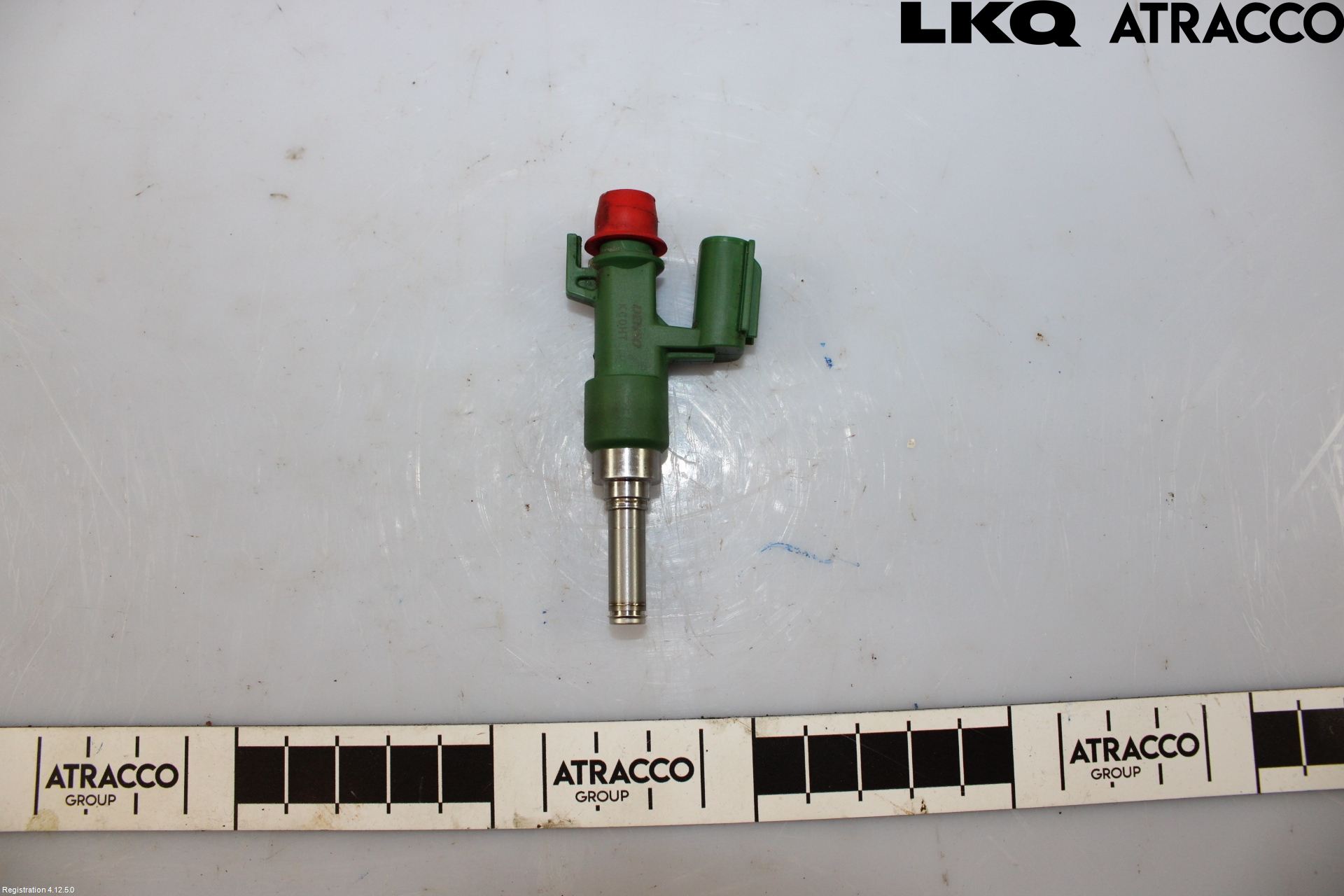 Toyota YARIS XP21 20- Injspridare