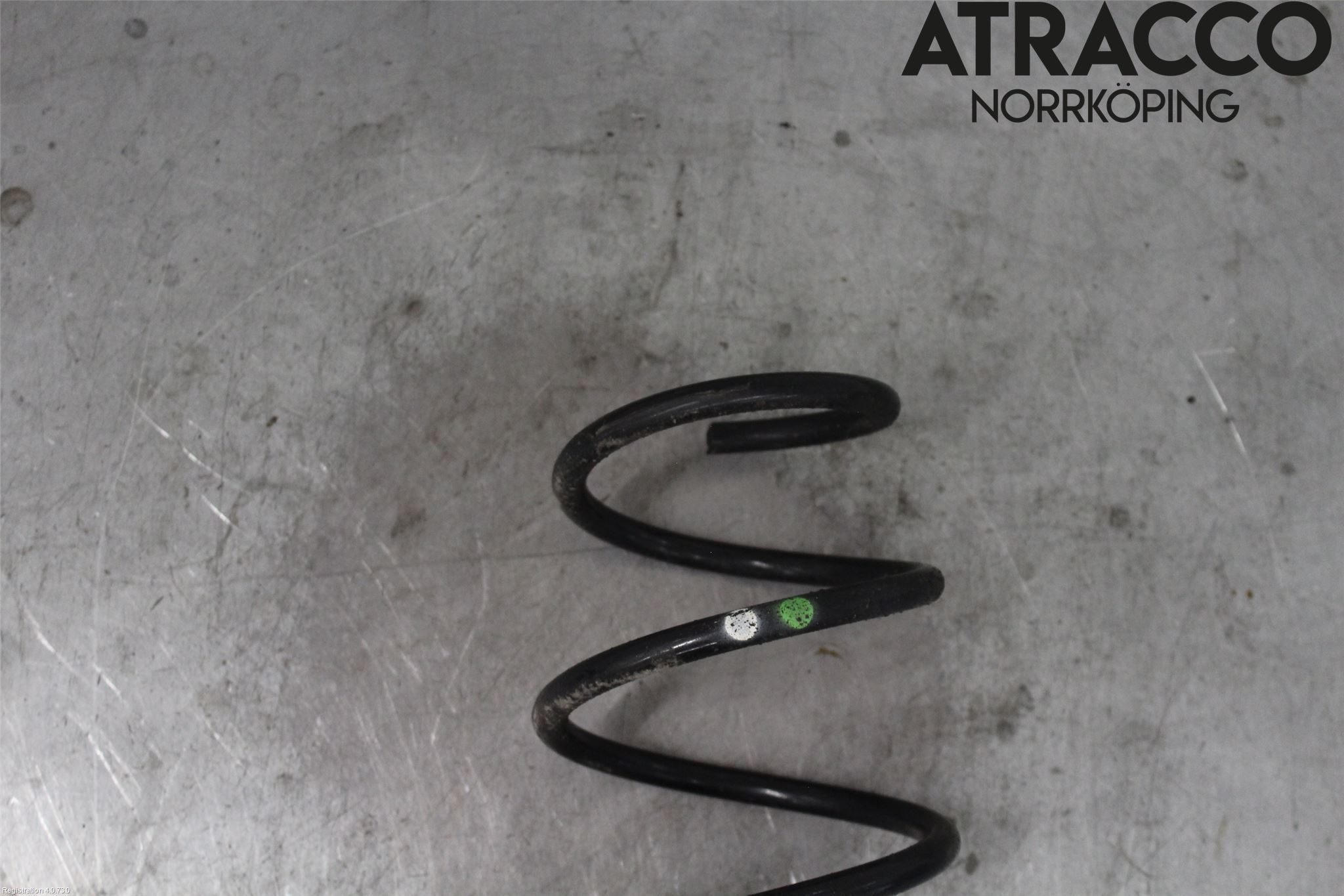 Skoda SUPERB 16-24 Fjäder Fram